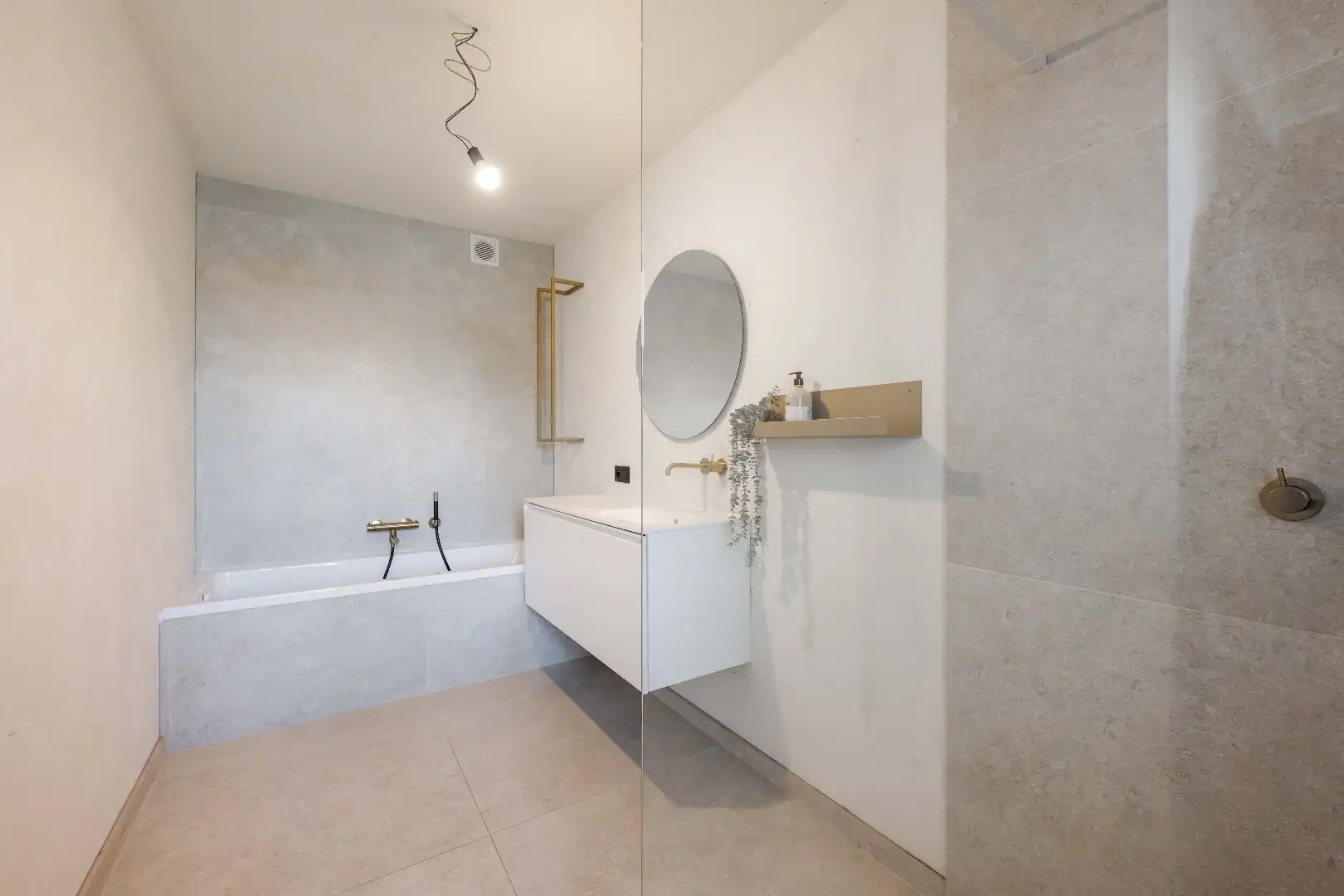 ENERGIEZUINIGE GEZINSWONING MET 4 SLKPS | BUREEL | AANGELEGDE TUIN   foto 21