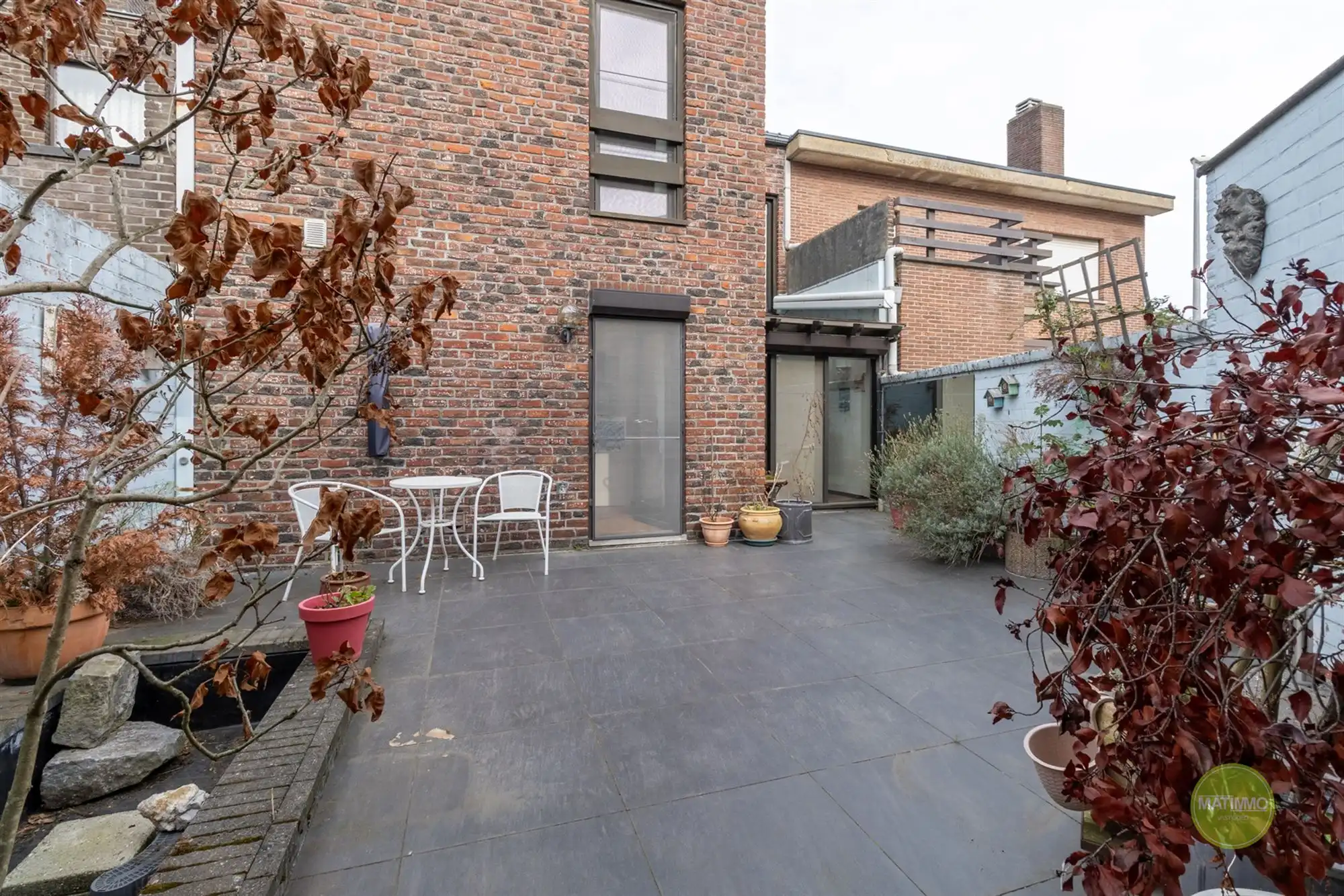 Karaktervolle gezinswoning met 4 slaapkamers & garage in Mol foto 2