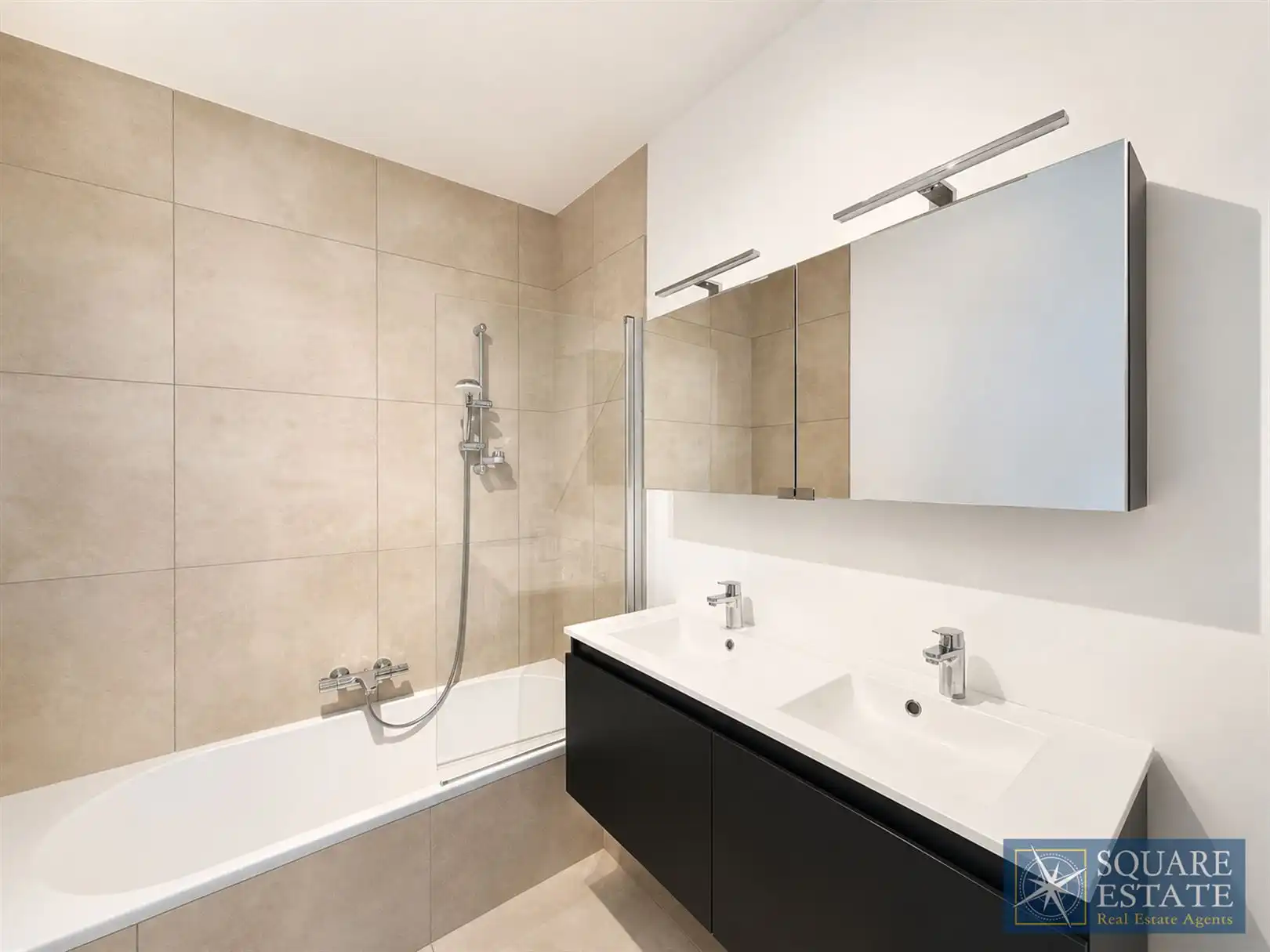 Prachtig appartement met 2 slaapkamers foto 7