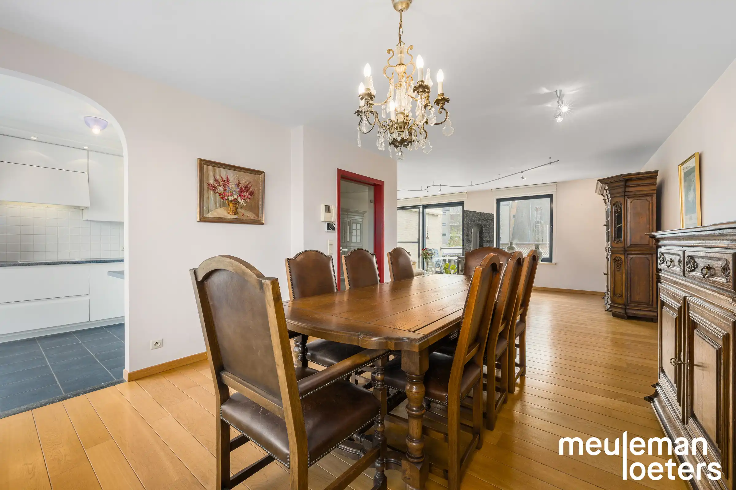 Lichtrijk duplex appartement met ruime inpandige garage en ruim terras  foto 7