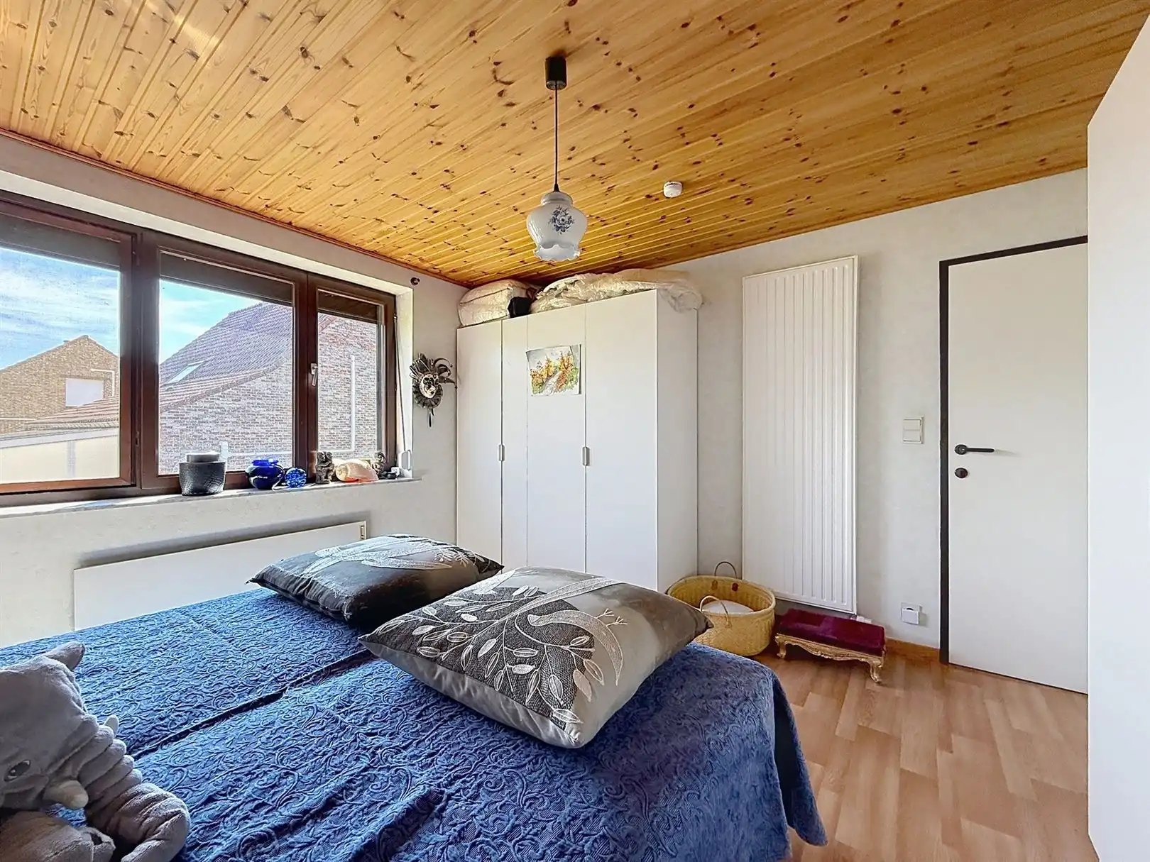 Ruime landelijke woning met 5 slpks, 19a 76ca foto 47
