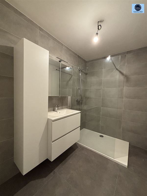 NIEUWBOUWWONING MET 4 SLAAPKAMERS EN GARAGE. foto 11