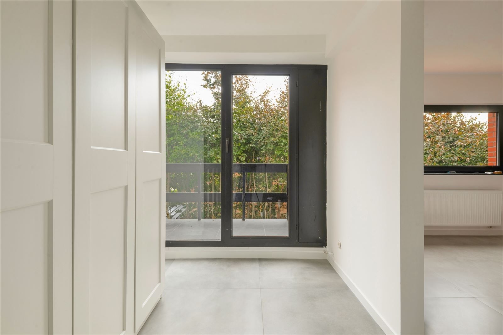 Gerenoveerde woning met tuin foto 9