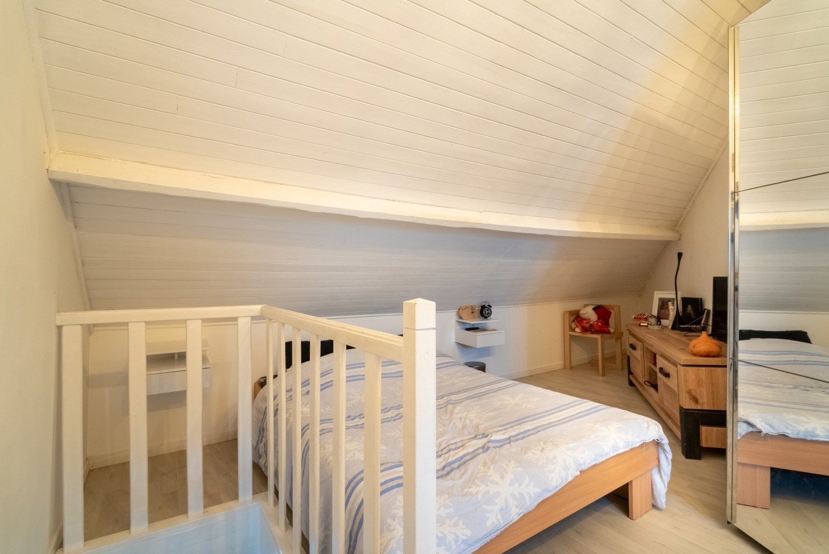 Instapklare woning met inpandige garage!  foto 6