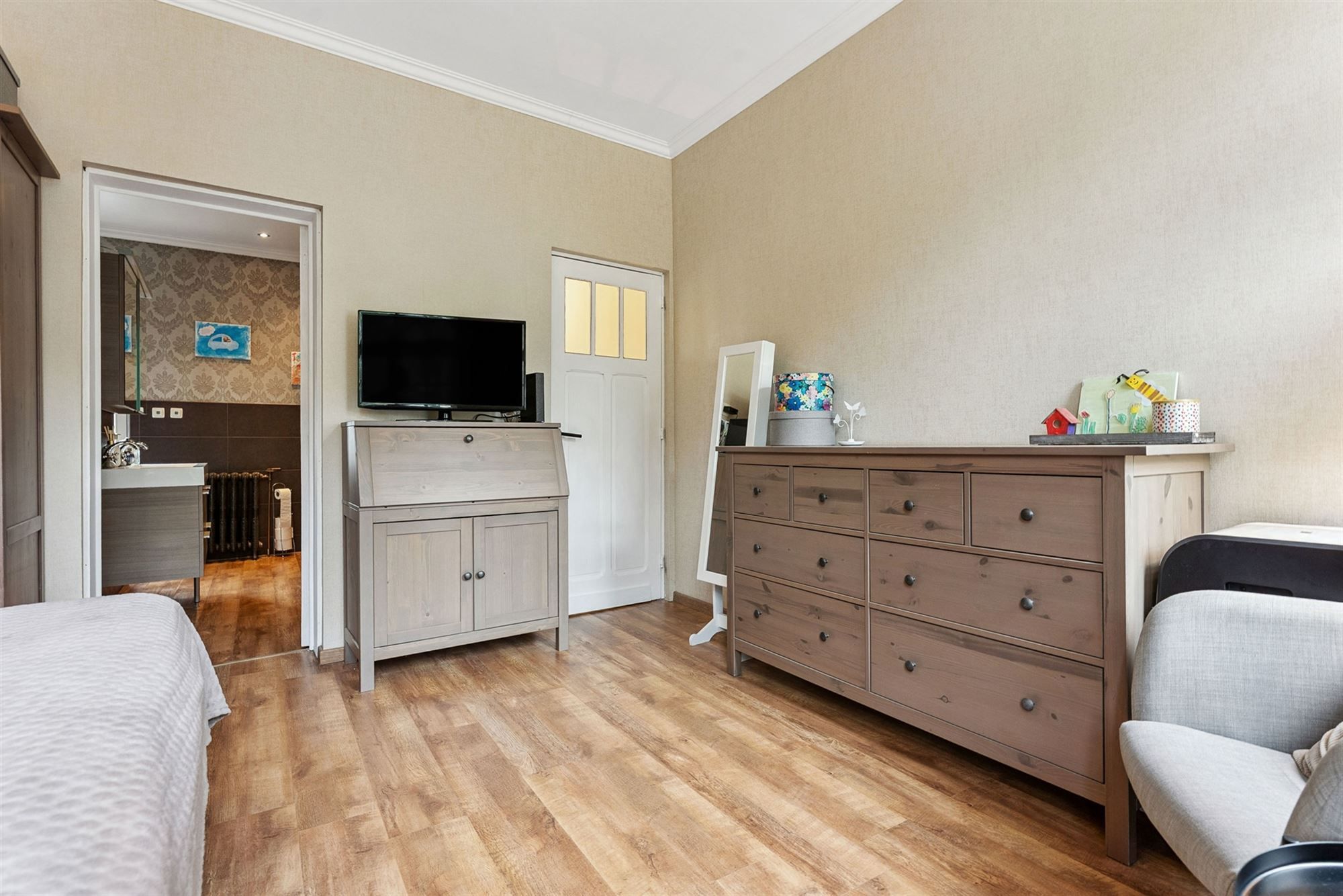 GERENOVEERD PRACHTIG HERENHUIS NABIJ CENTRUM! foto 14