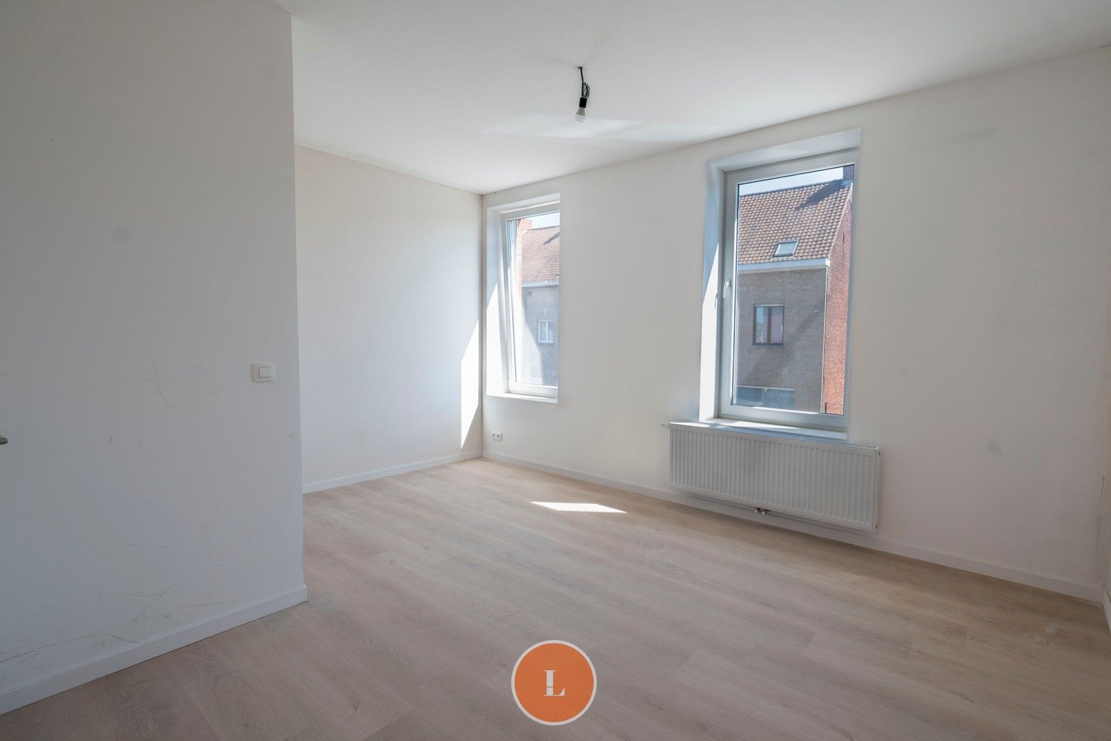 Recent gerenoveerde woning met 3 slaapkamers en tuin foto 8