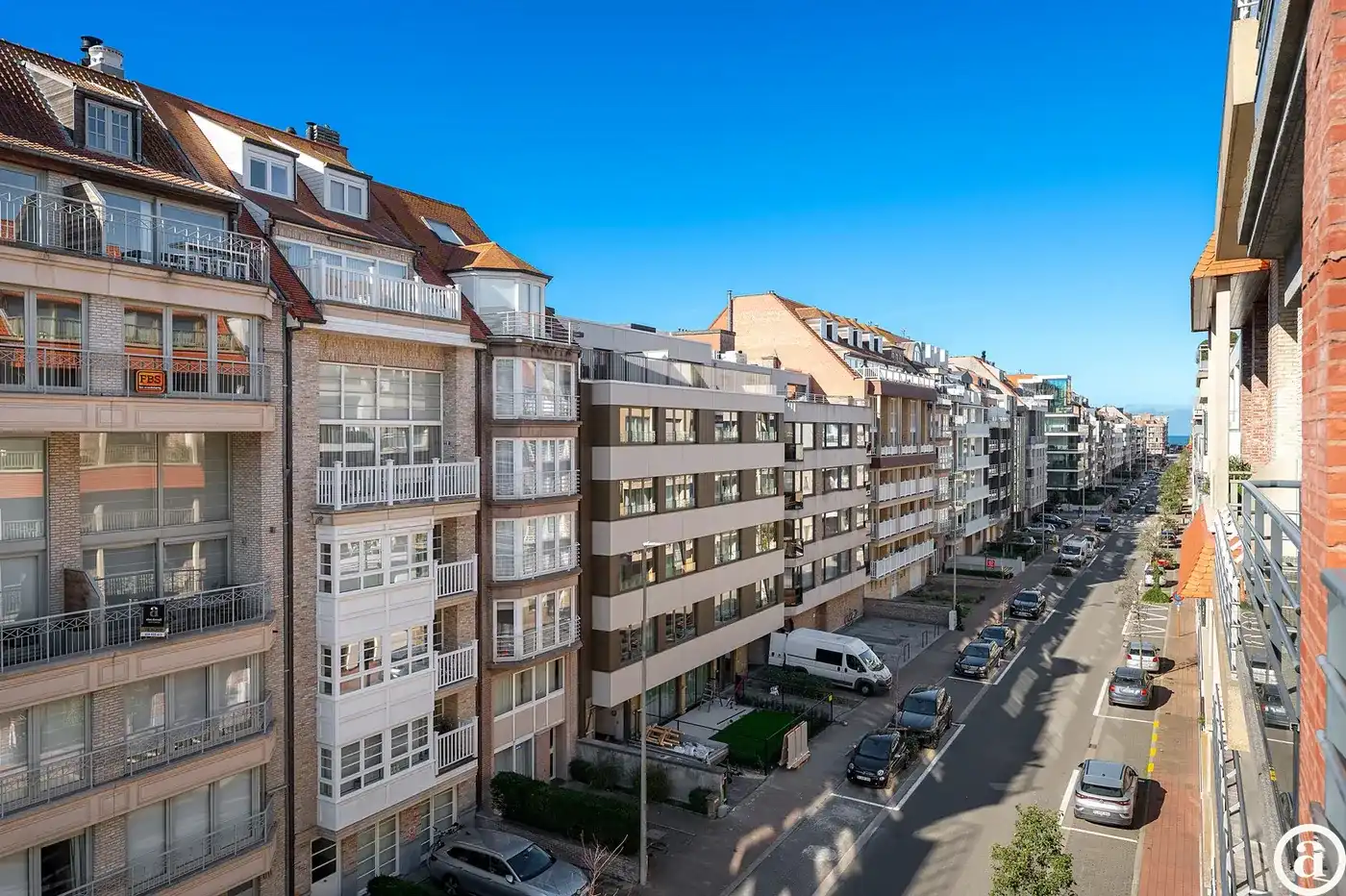Ruim appartement van 152 m² in het centrum van Knokke foto 3