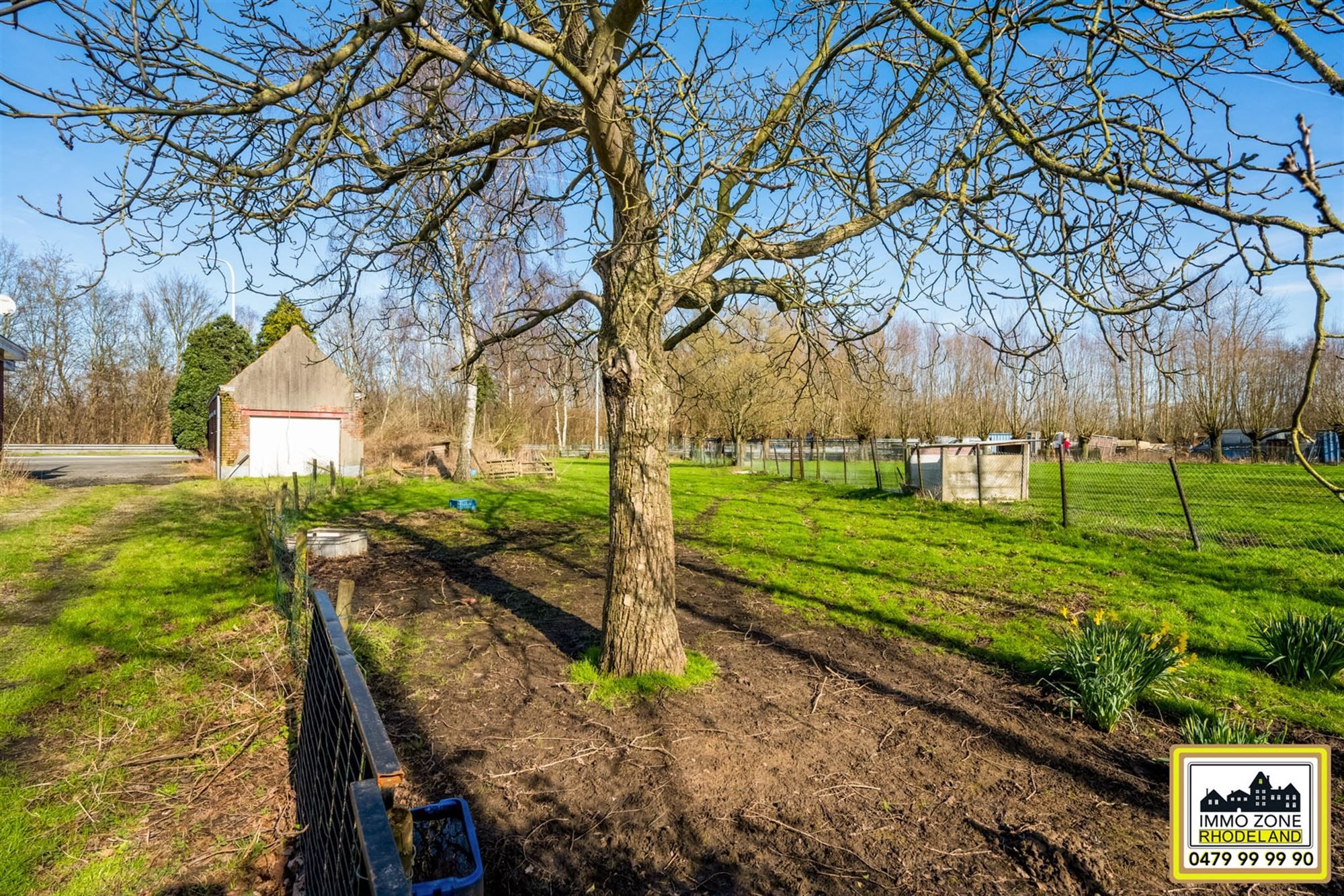 Te renoveren ruime statige woning op groot perceel foto 21