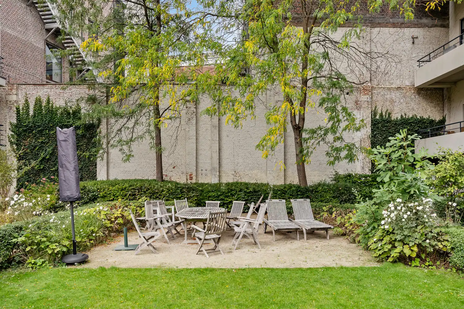 MATCHED: kevin@wellimmo.net voor meer info! Zalige loft van 161m² (EPC A!) met zonnepanelen en heerlijk zonneterras in rustig, groen woonerf aan het Eilandje! foto 4