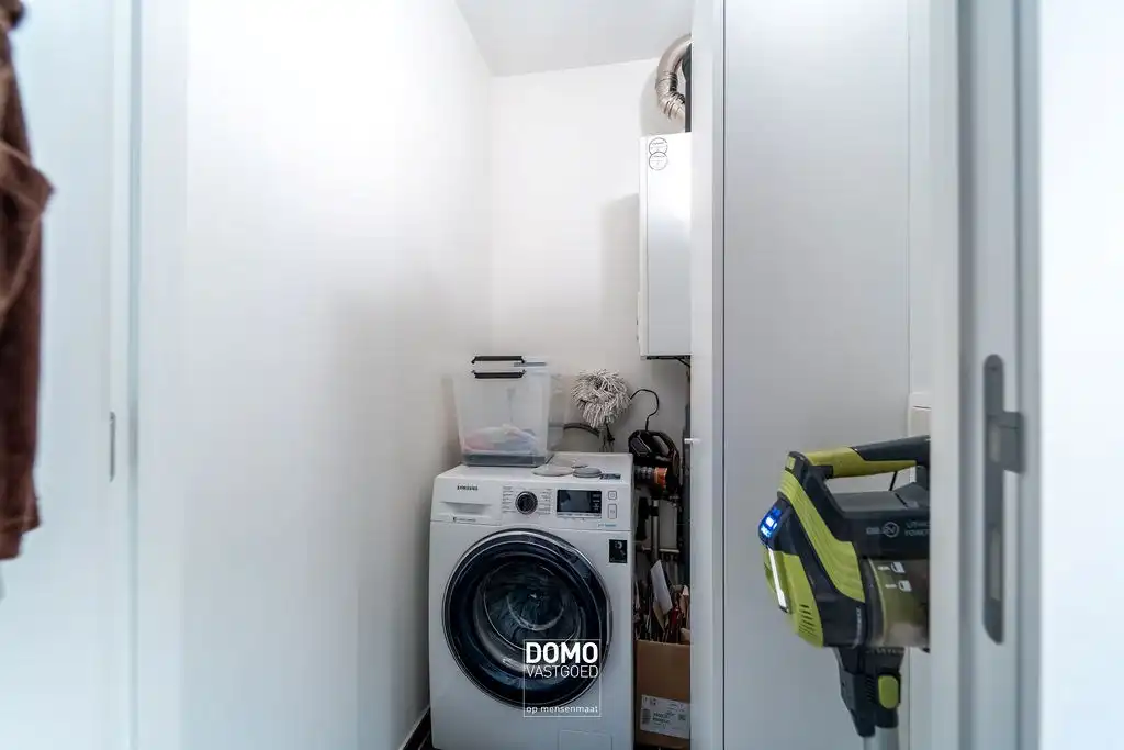 INSTAPKLAAR 2 SLAAPKAMER APPARTEMENT MET PRACHTIG RUIM TERRAS TE BILZEN CENTRUM foto 13