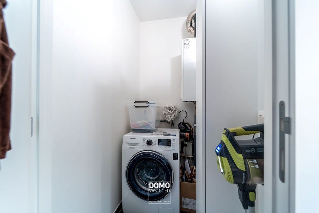 INSTAPKLAAR 2 SLAAPKAMER APPARTEMENT MET PRACHTIG RUIM TERRAS TE BILZEN CENTRUM foto 13