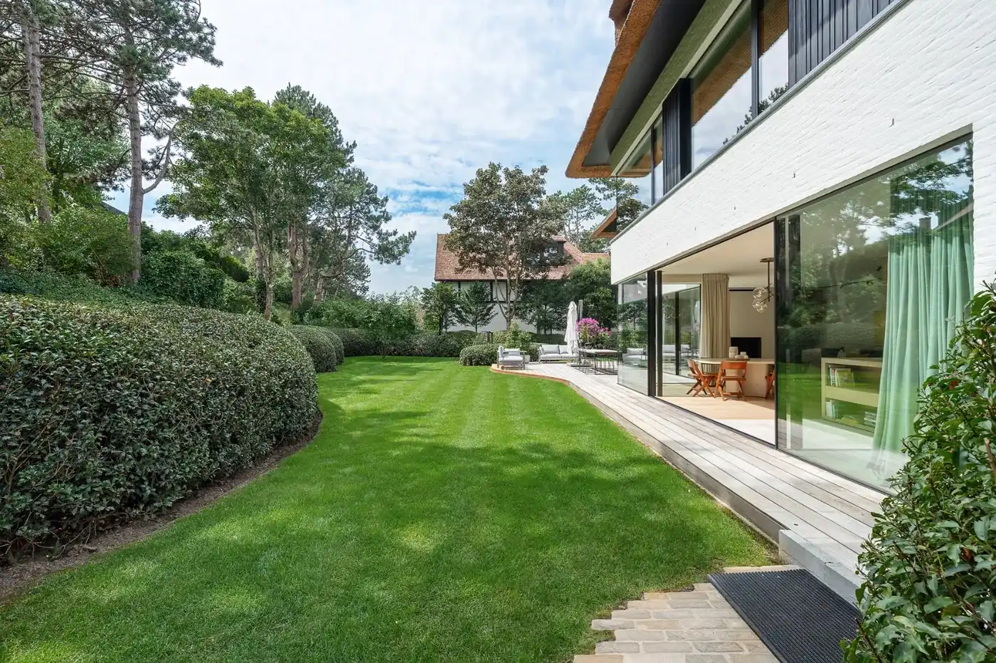 Luxueuze villa gelegen op een zeer rustige en begeerde ligging in het Zoute foto 9