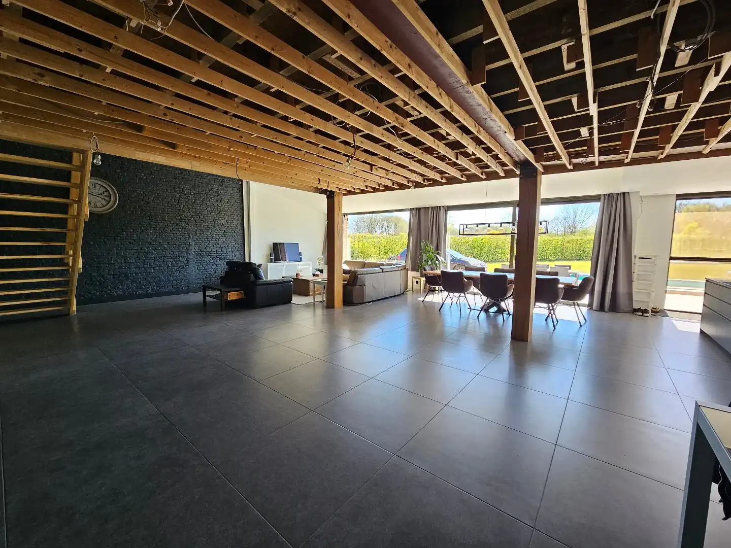 Gerenoveerde hoeve in loftstijl met zwembad op 12a 97ca foto 3