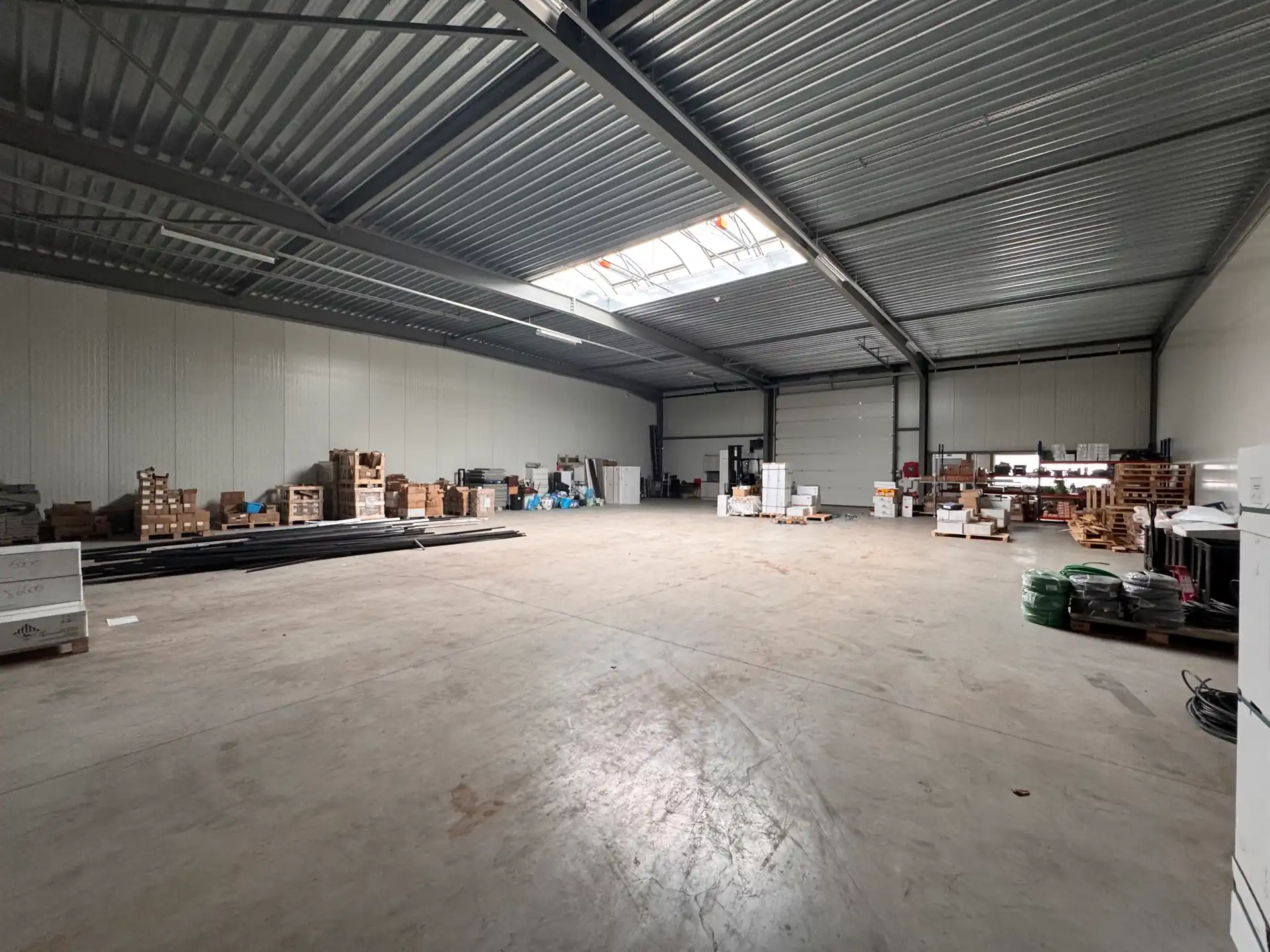 Instapklare opslagruimte van 525 m² te Wuustwezel!  foto 3