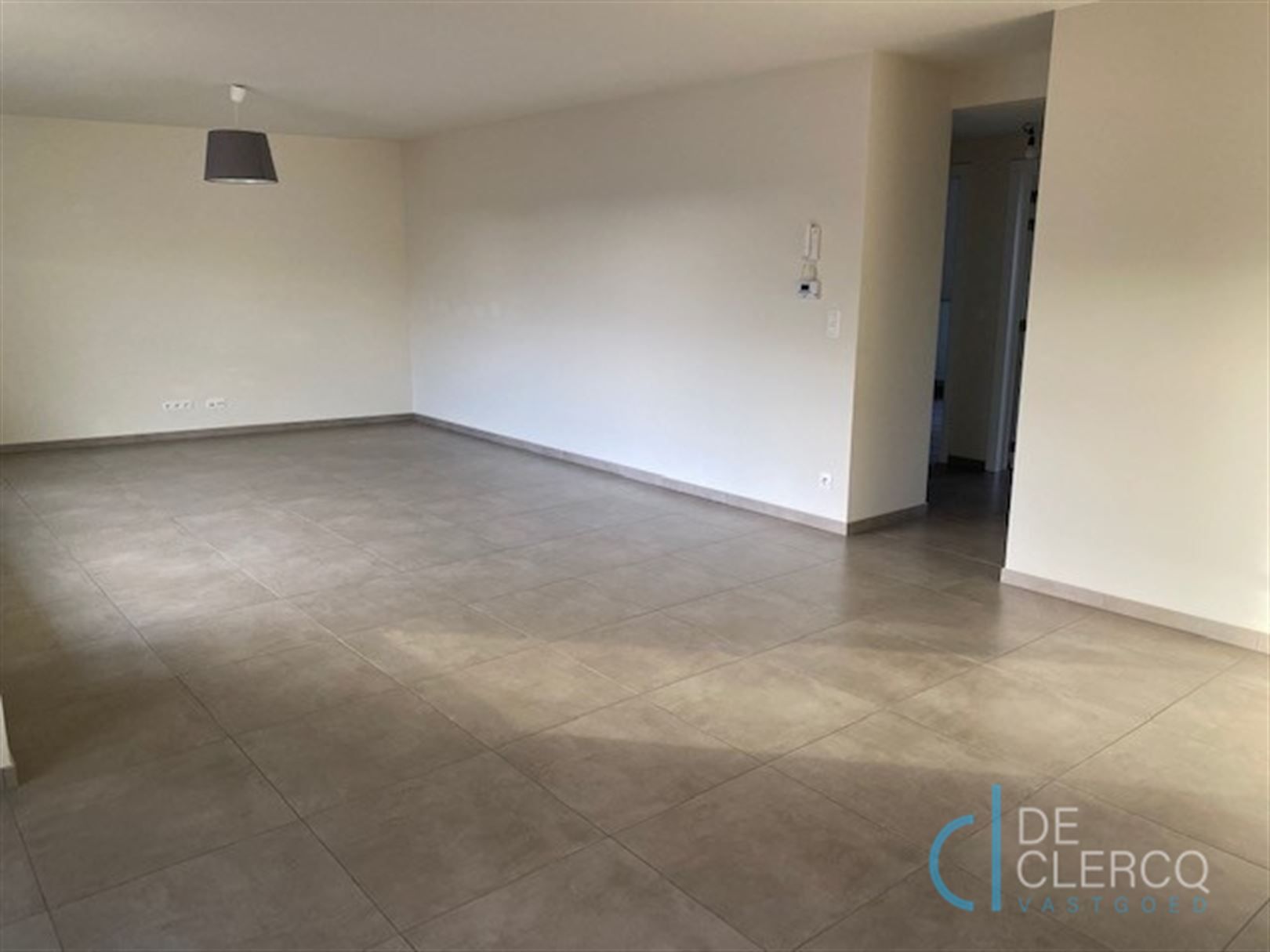 Ruim appartement TE HUUR in het centrum van Zeveneken! foto 12