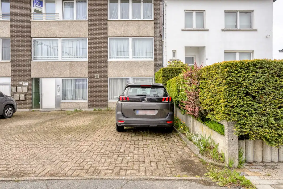 Instapklaar appartement met privé parking + ruime berging/garage foto 10