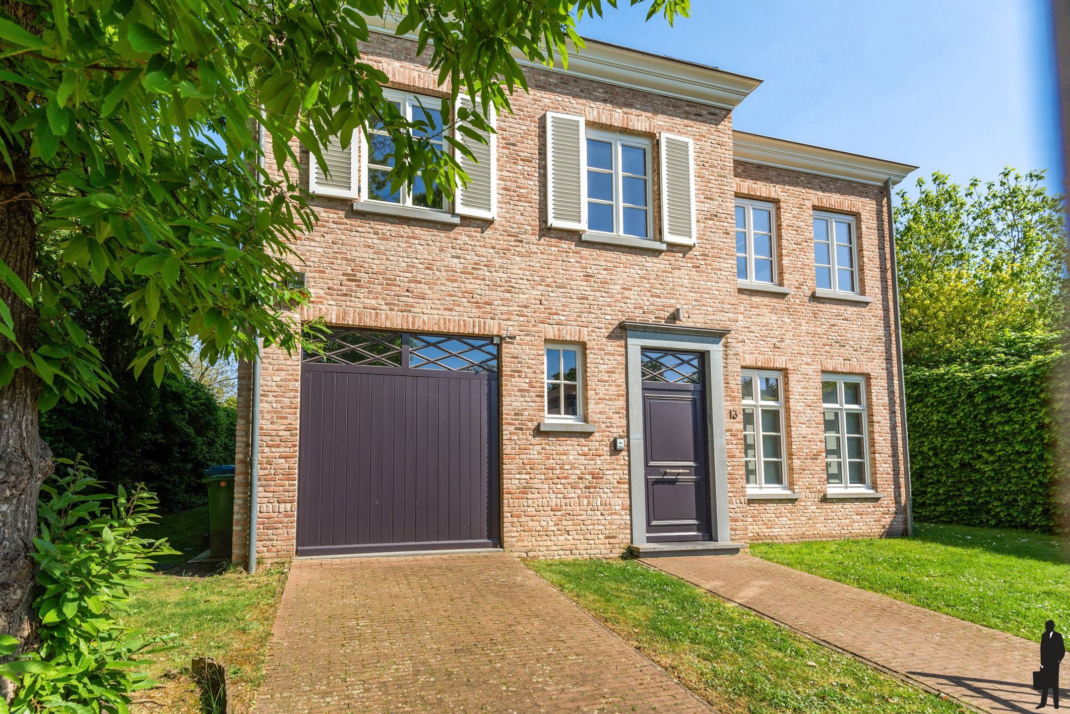 Prachtige OB met 4 ruime slaapkamers, 2 badkamers en ZO tuin foto {{pictureIndex}}