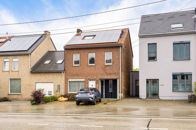 Gerenoveerde gezinswoning met tuin foto 30