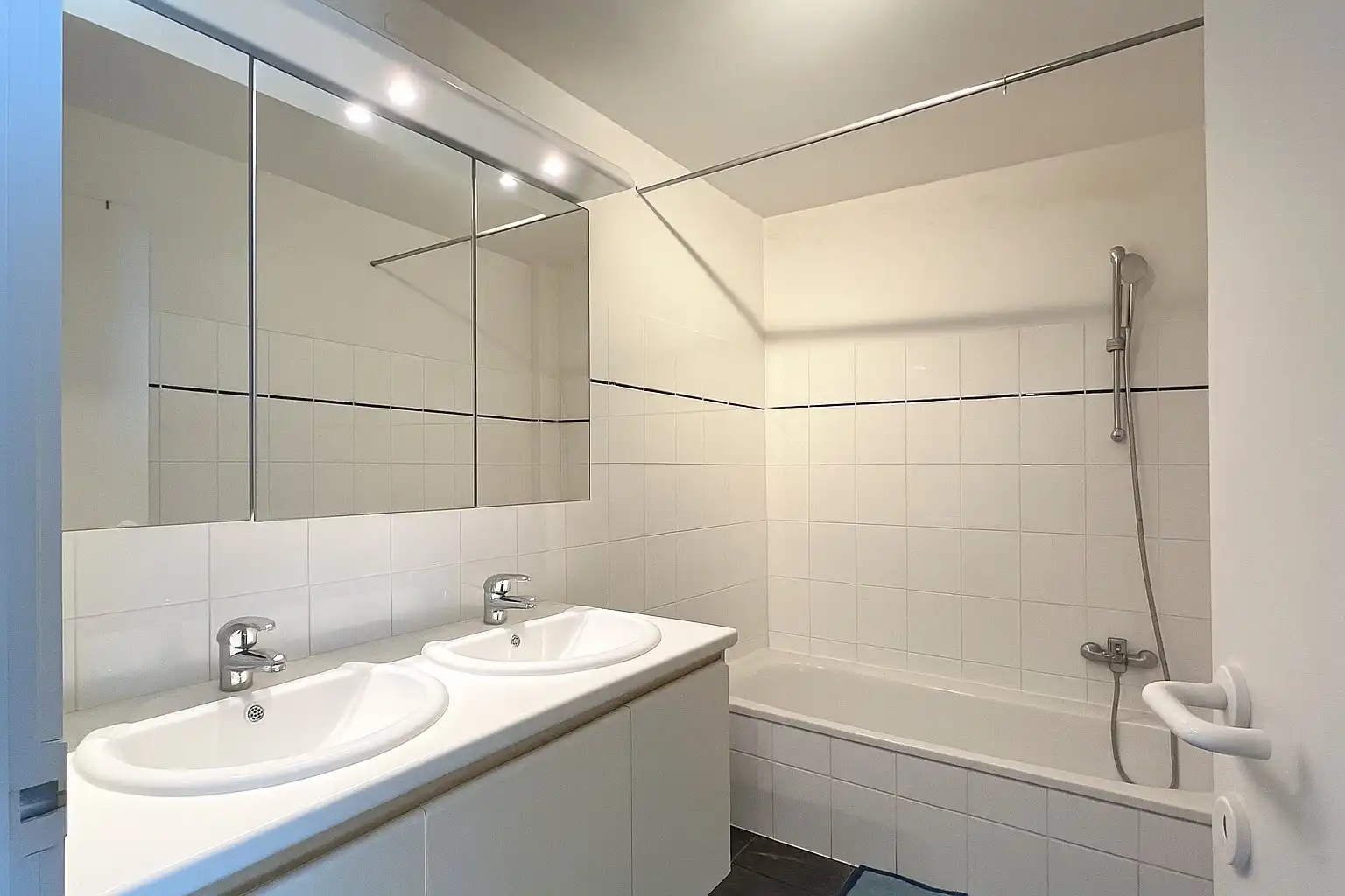 Duplex appartement vlakbij het strand van Heist-aan-Zee foto 11