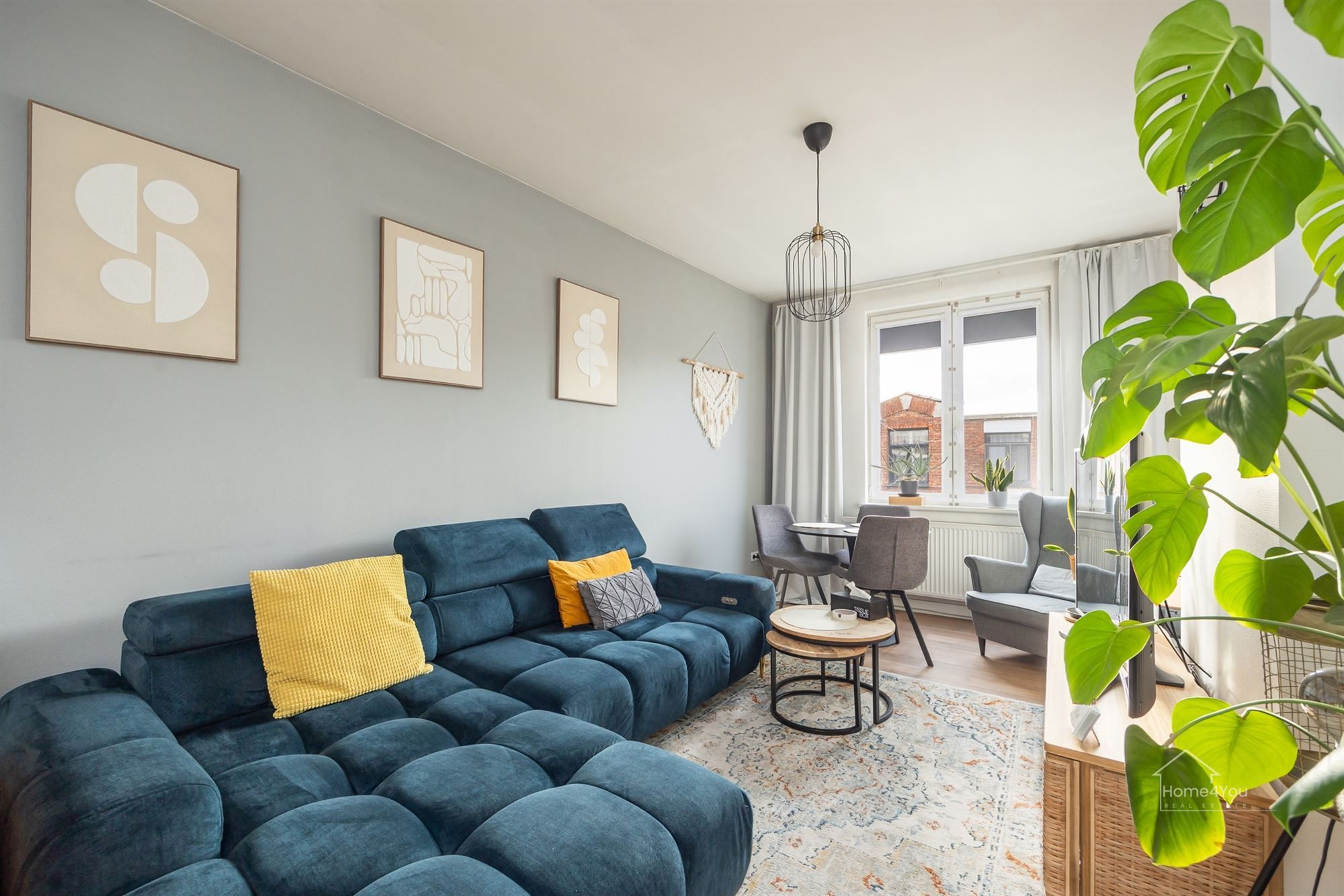 Instapklare woning met 3 slaapkamers in Deurne te koop! foto 2