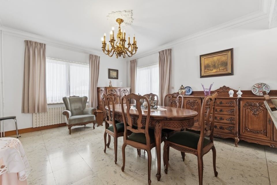 KNUSSE GEZINSWONING MET 4 SLKS EN EEN GARAGE IN BOEKHOUT foto 7