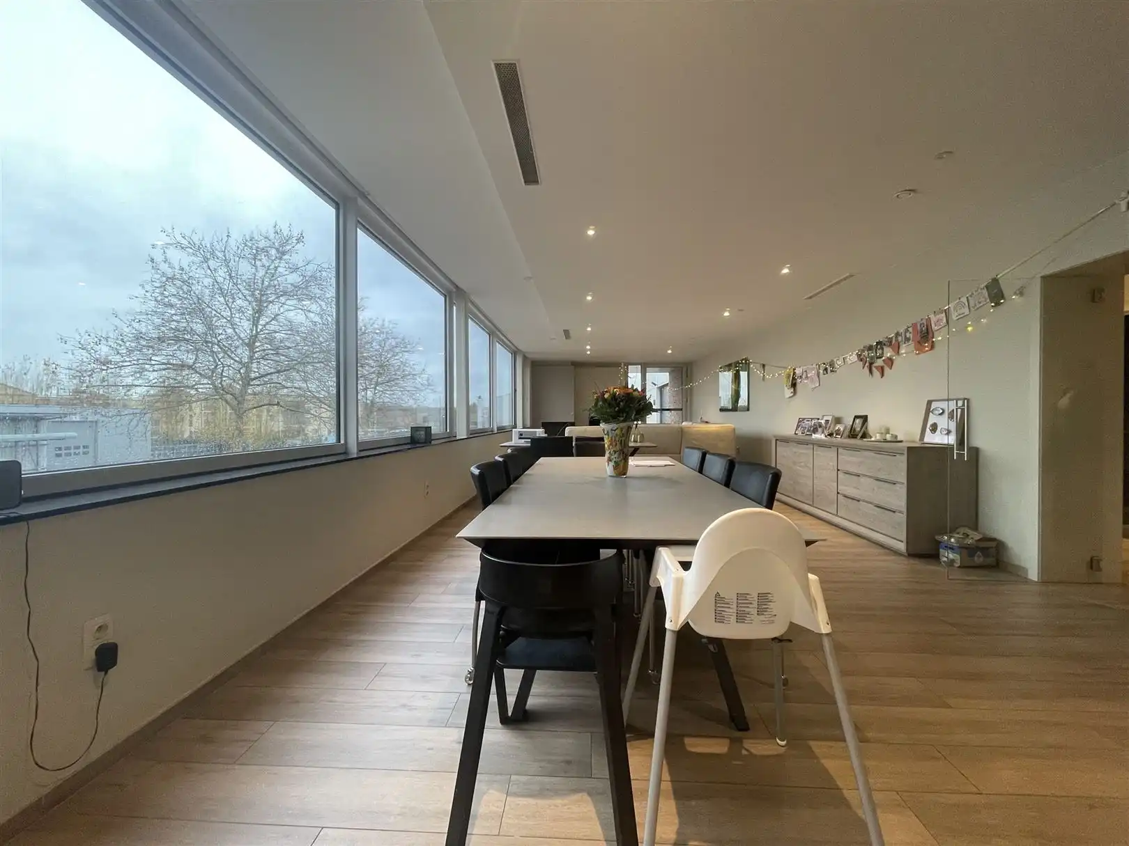 Gemengd gebouw met ruime loft appartement en loods van 400 m² te lokeren. foto 15