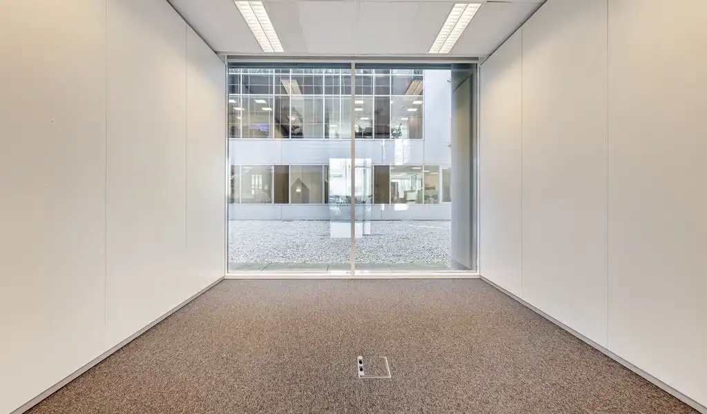 Instapklare kantoren te huur in Antwerp Ring Center foto 16