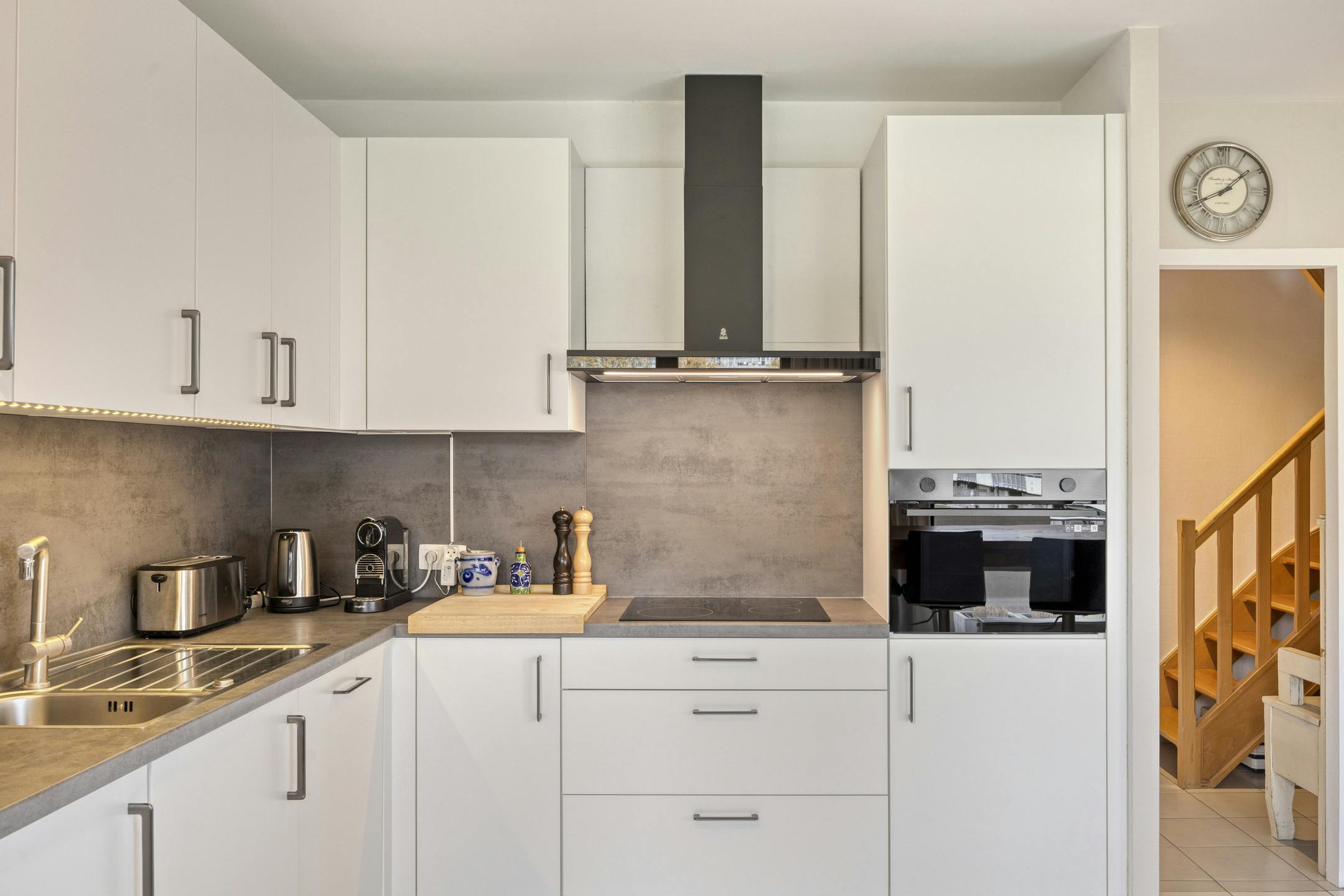 Moderne duplex met 2 slaapkamers omringd door groen in Laken foto 7