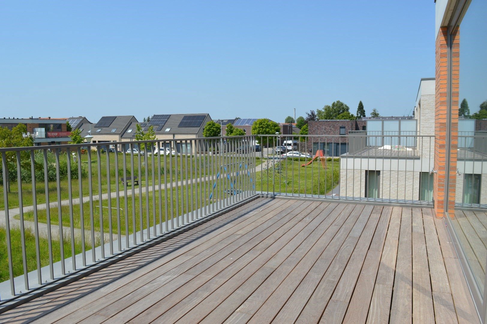 Nieuwbouwappartement in rustige omgeving foto 12