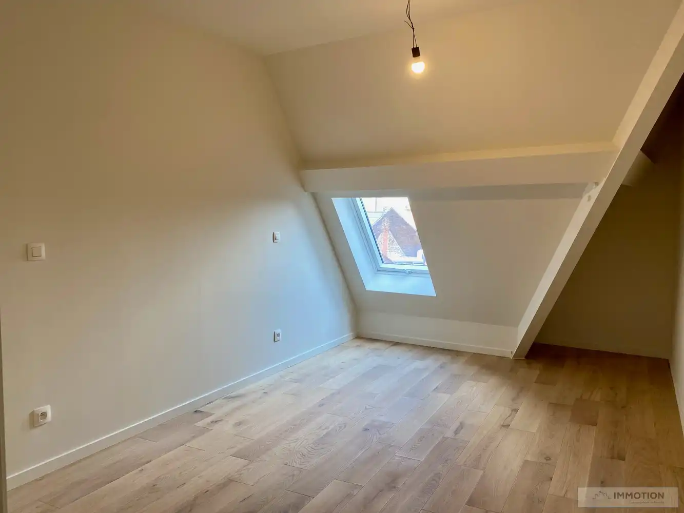 Prachtig appartement te huur in centrum Kortrijk - mét parking en kelder foto 13