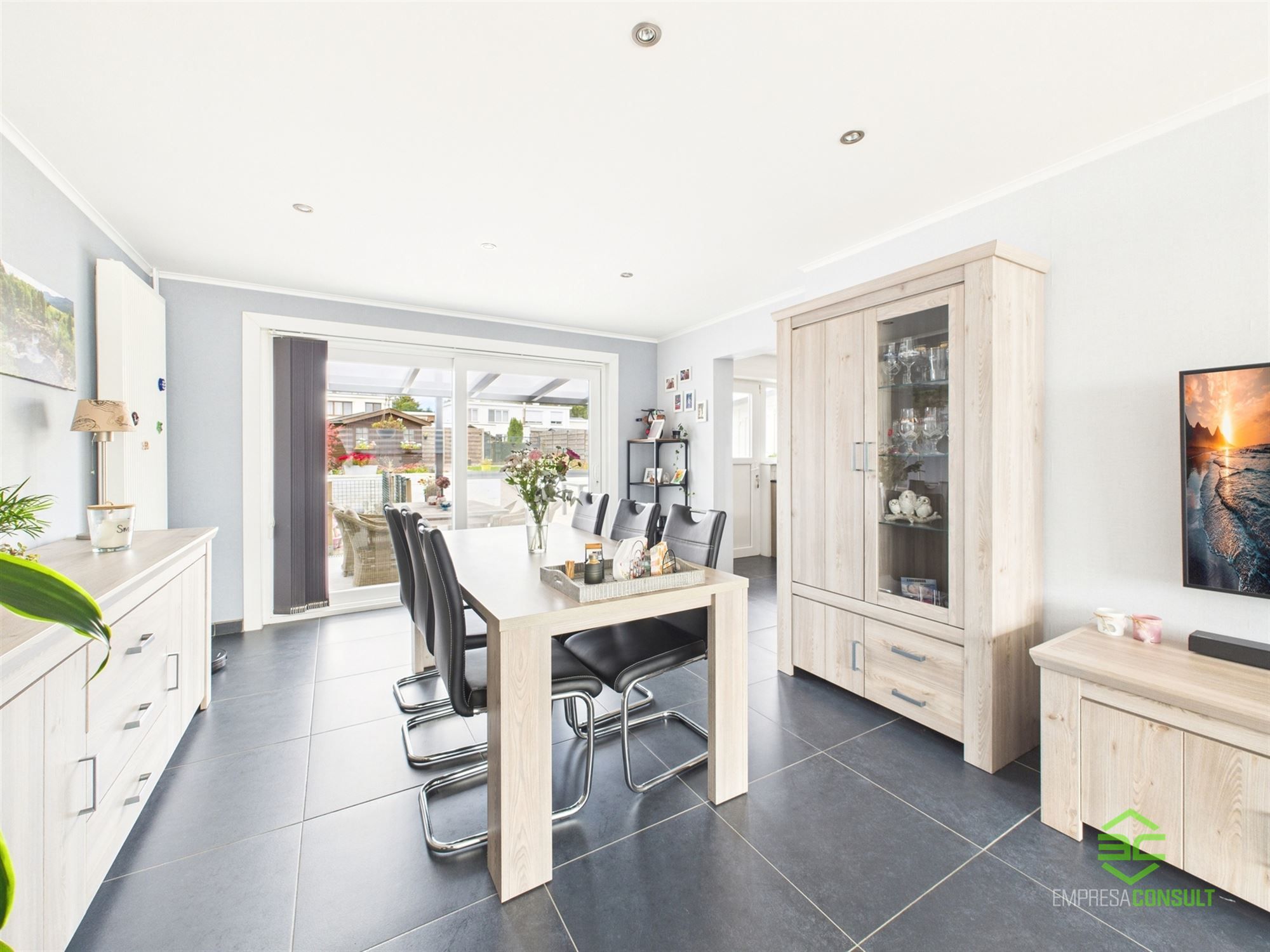Instapklare woning met 3 slpk op een topligging! foto 9