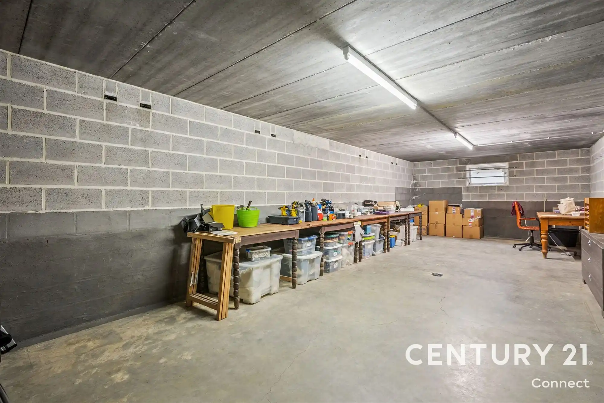 Ruime open bebouwing met zuid gerichte tuin. foto 24