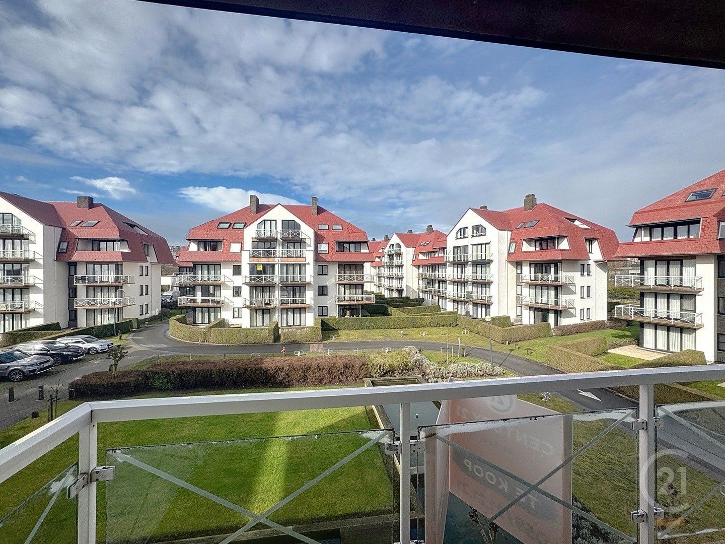 Hoofdfoto van de publicatie: Schitterende Studio in Residentie GREEN GARDEN met Zonnig Terras en Gemeenschappelijk Zwembad