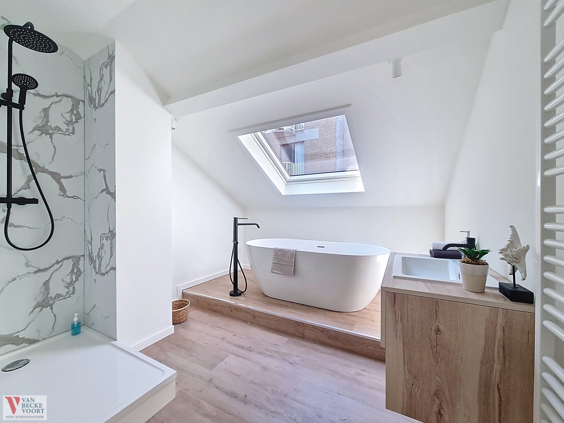 Duplexappartement in authentiek herenhuis foto 14