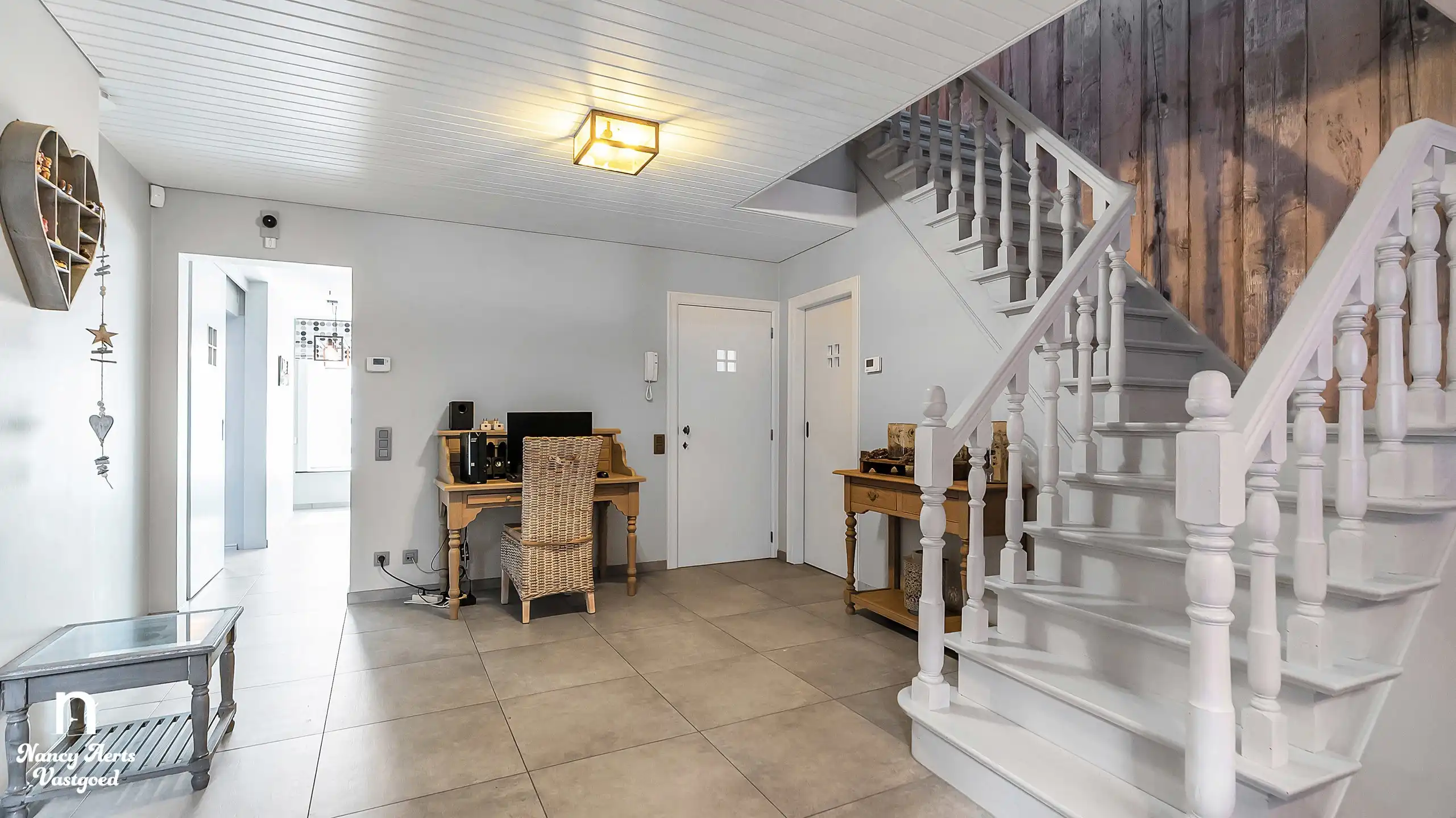 Gezinswoning met 4 slaapkamers en polyvalente ruimte foto 11