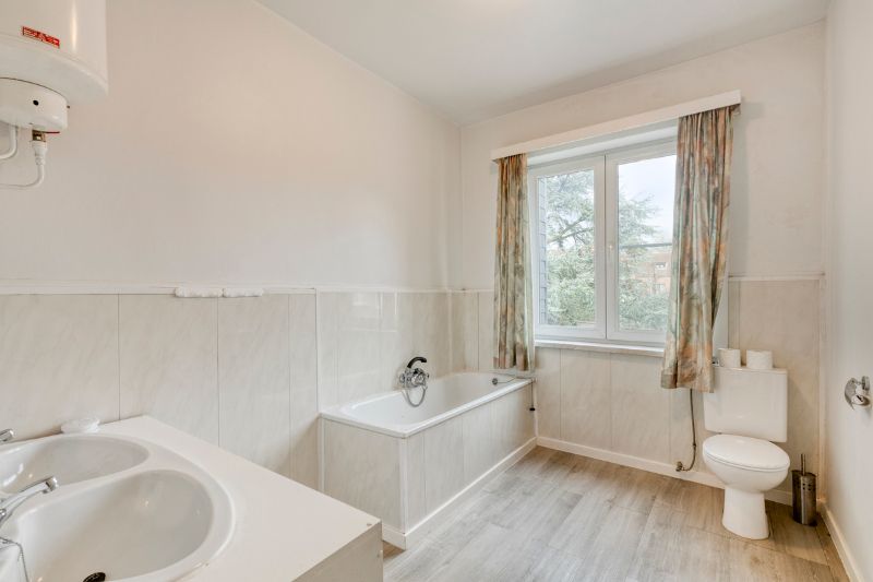 Charmante woning met tuin, op toffe locatie foto 9