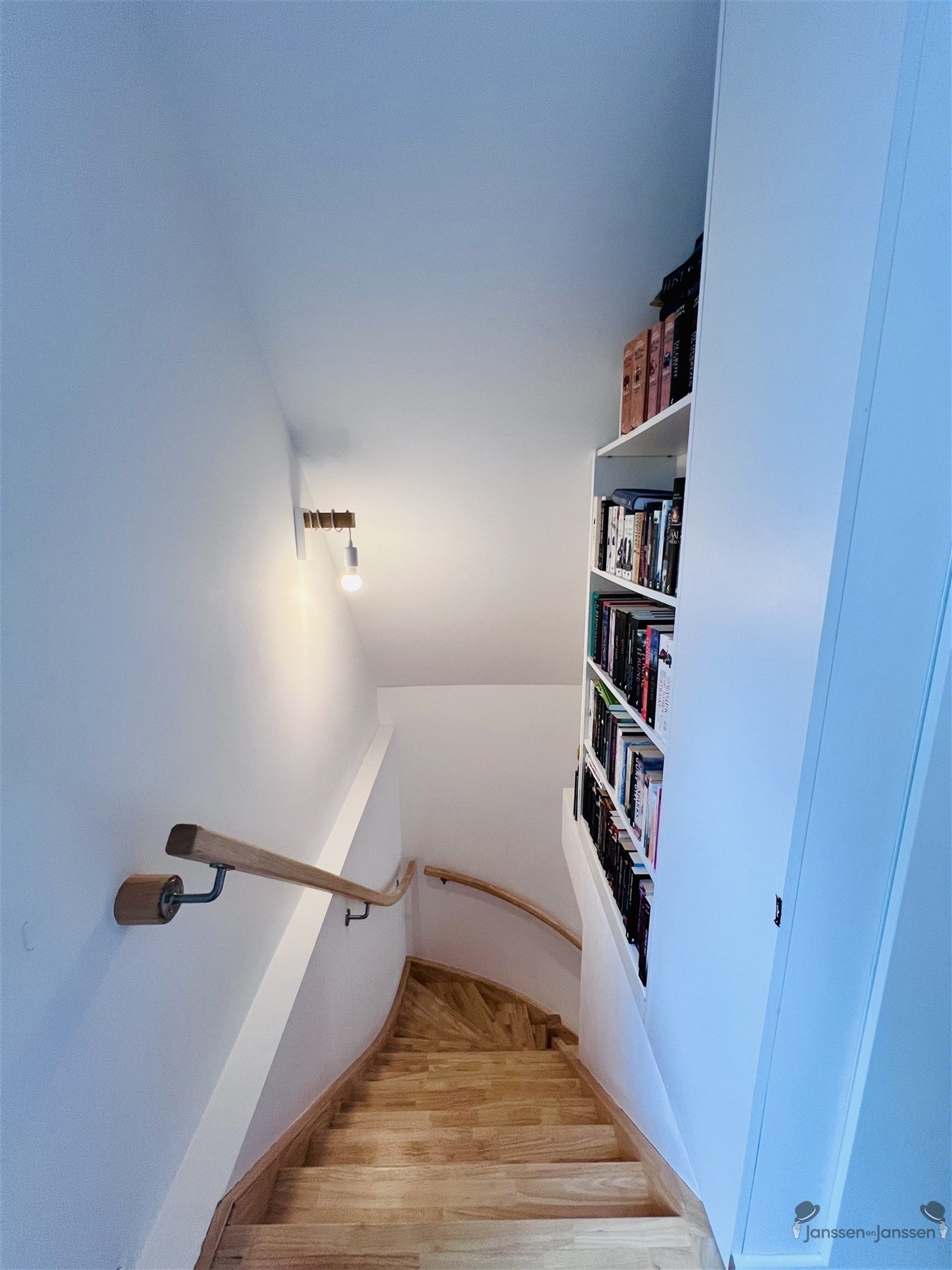 Rustig gelegen instapklare halfopen bebouwing foto 14