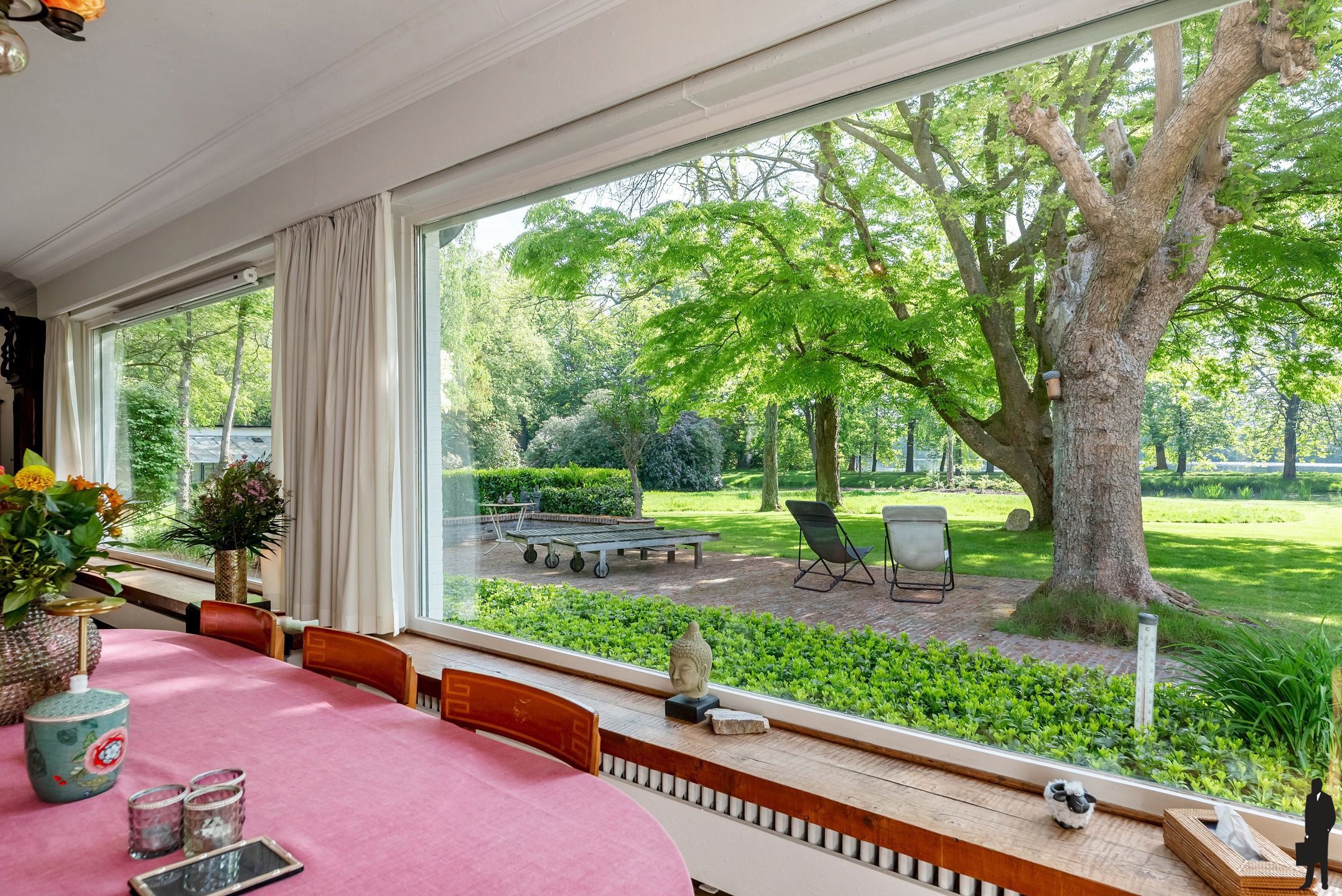 Uniek domein "Hof Van Lachenen" met 2 villa's te koop in Lier.  foto 17