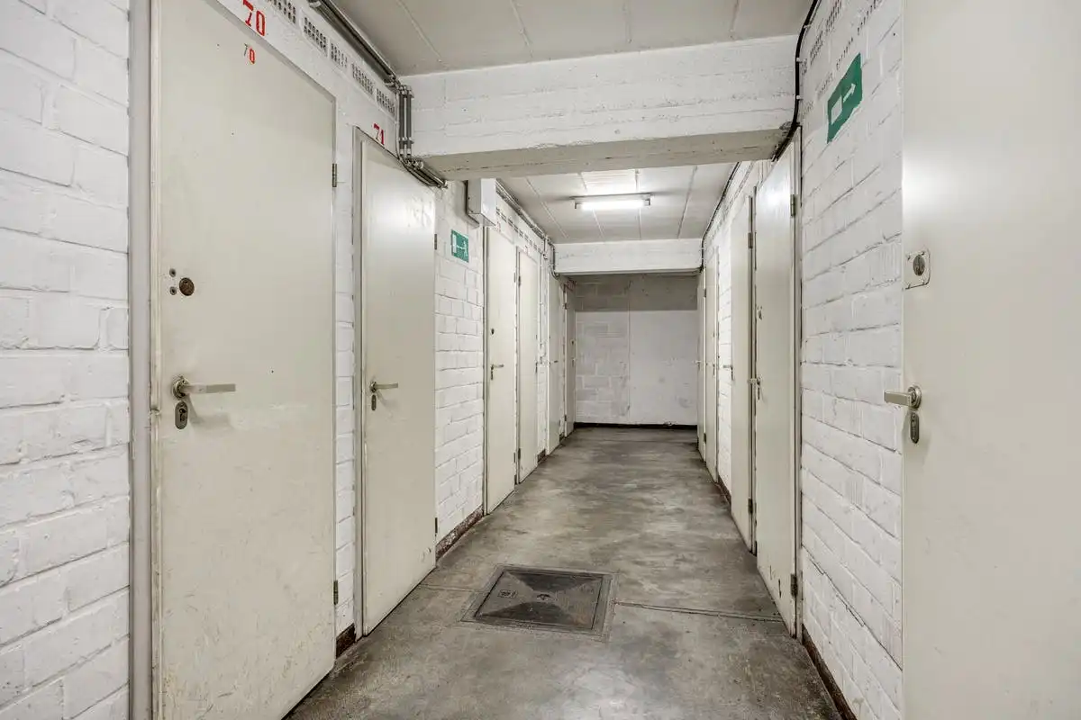 Grote kantoorruimtes (mogelijkheid tot 5 appartementen) in Strombeek: een strategische keuze voor ondernemingen foto 58