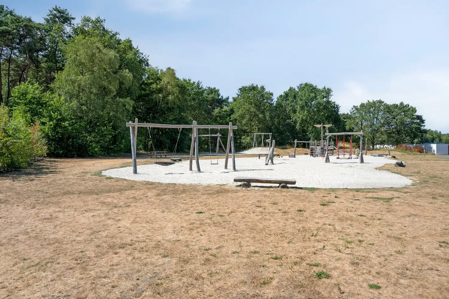 Unieke vakantiewoning in volle eigendom op een toplocatie aan de rand van het Nationaal Park Hoge Kempen foto 25