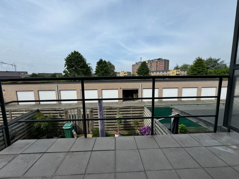 2 slpkapp met terras en garage, centrum Geel! foto 8