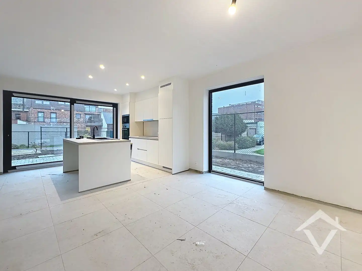 Woning met 3 slaapkamers en carport te Proven  foto 5