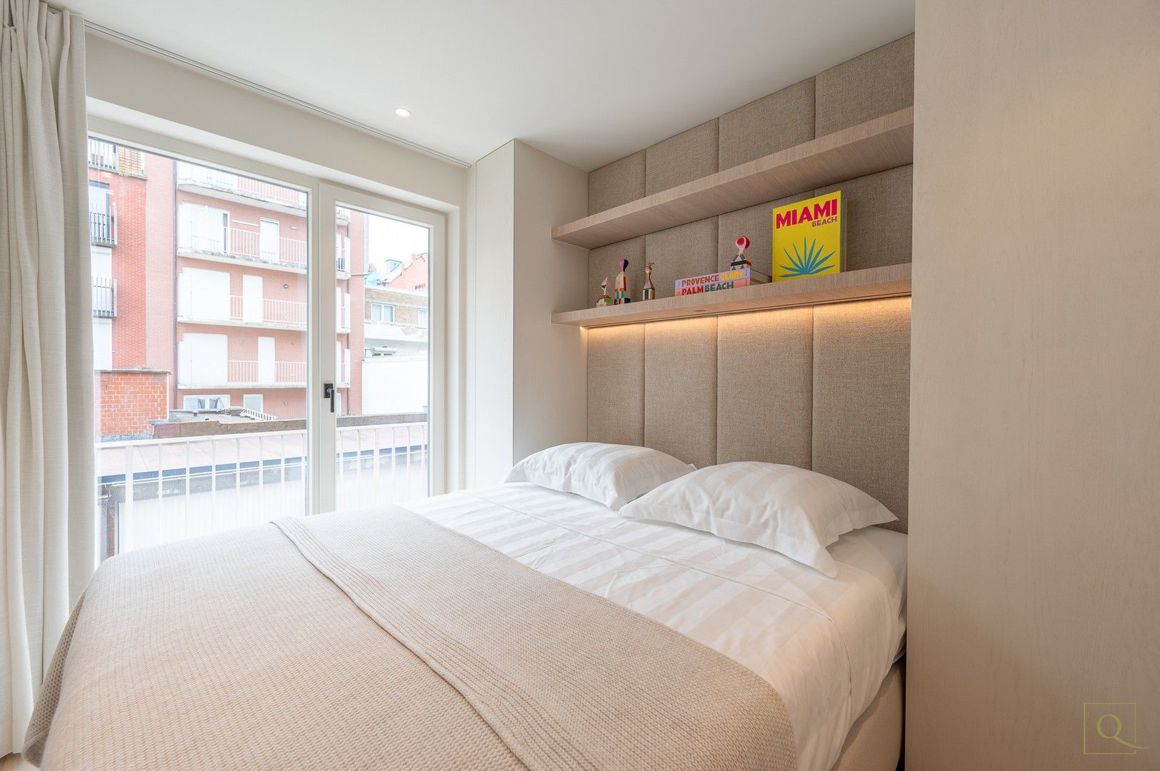 Prachtig gerenoveerd appartement met 3 slaapkamers vlakbij de Dumortierlaan. foto 24