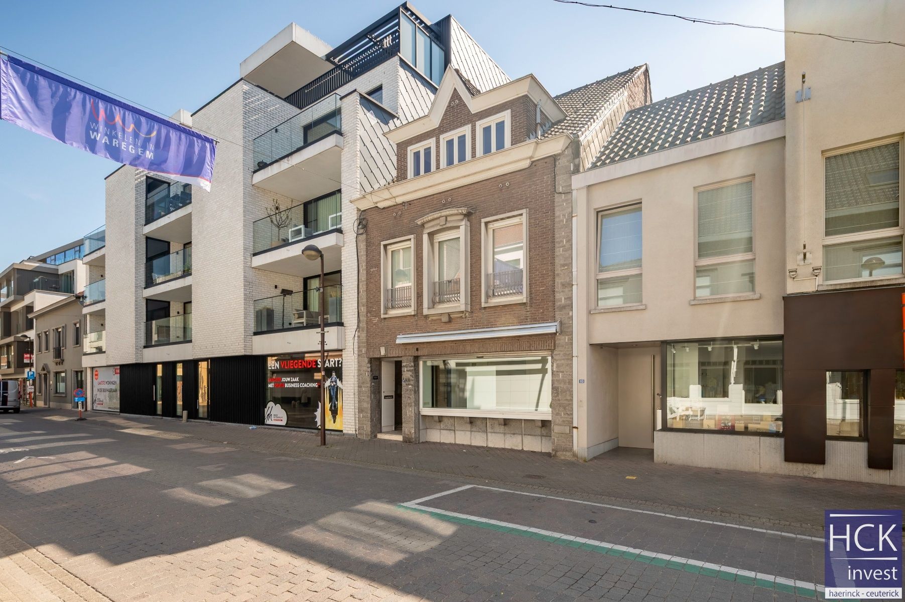 WAREGEM - Woonst + winkelruimte op topligging hartje centrum!! foto {{pictureIndex}}