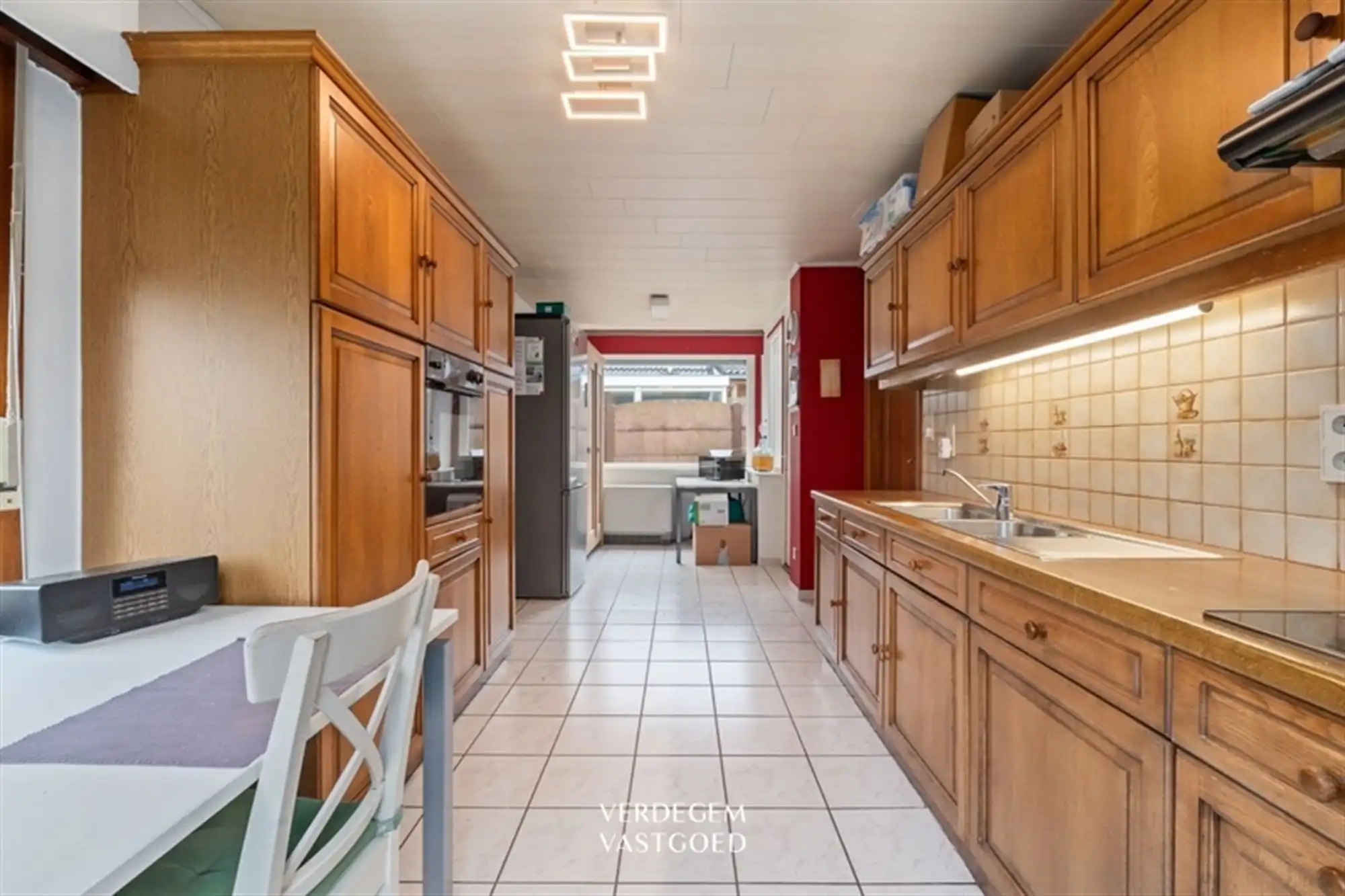 Vrijstaande woning met 2 slaapkamers, tuin en weidse zichten foto 5