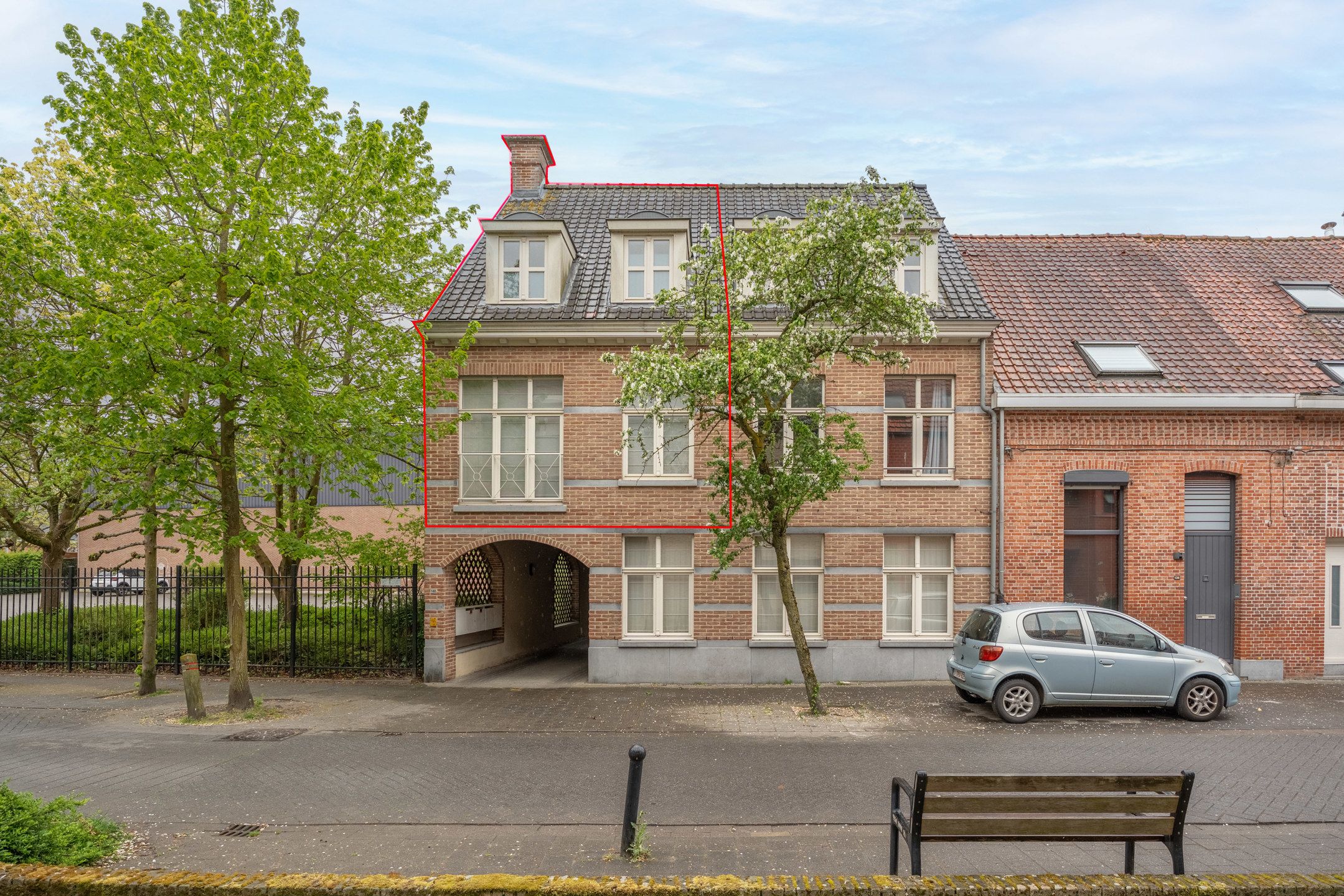 Energiezuinig duplex app met 2 slpks en terras. foto {{pictureIndex}}