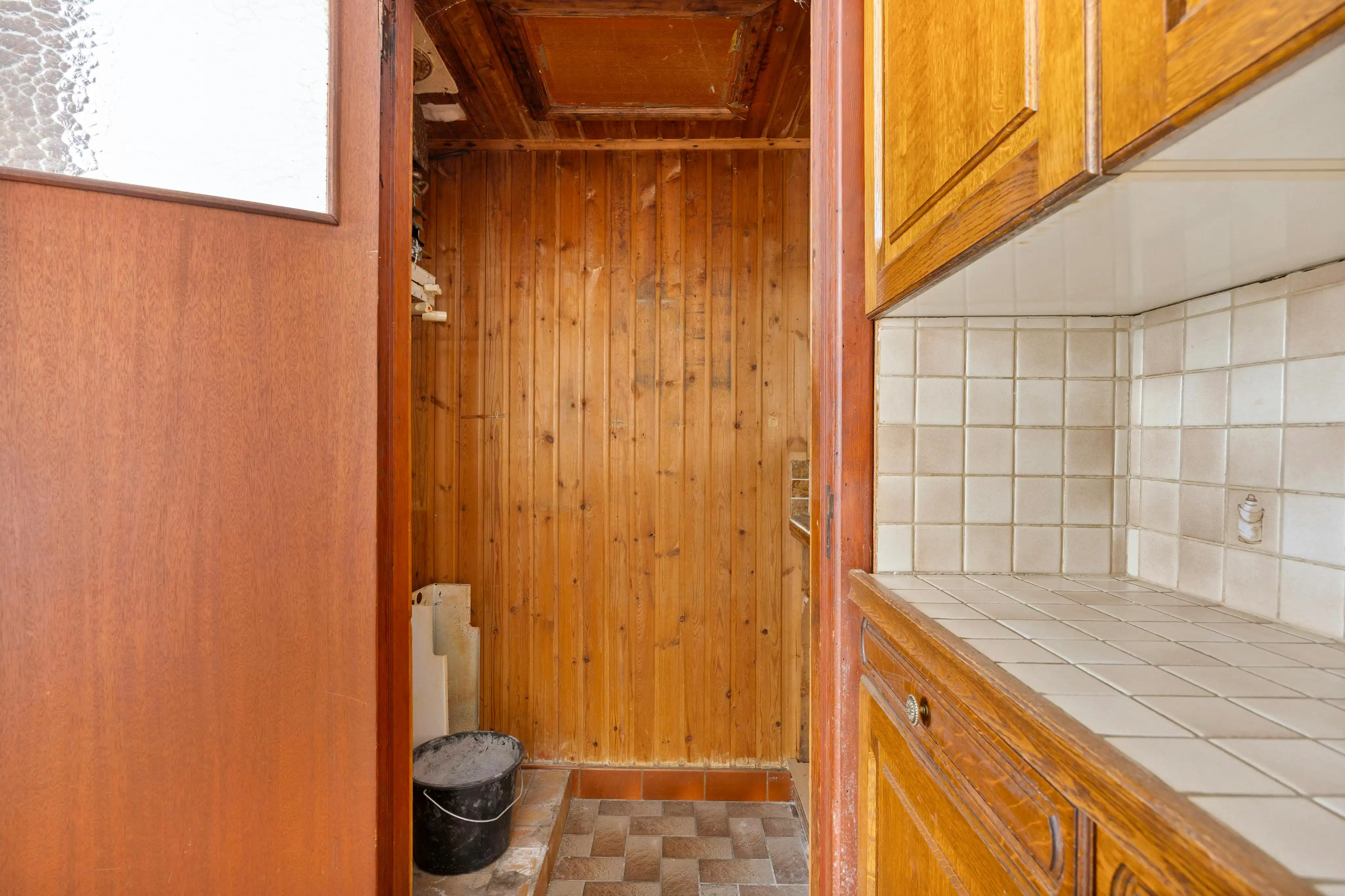 Charmant huis met veel potentieel te koop in Kapellen! foto 13