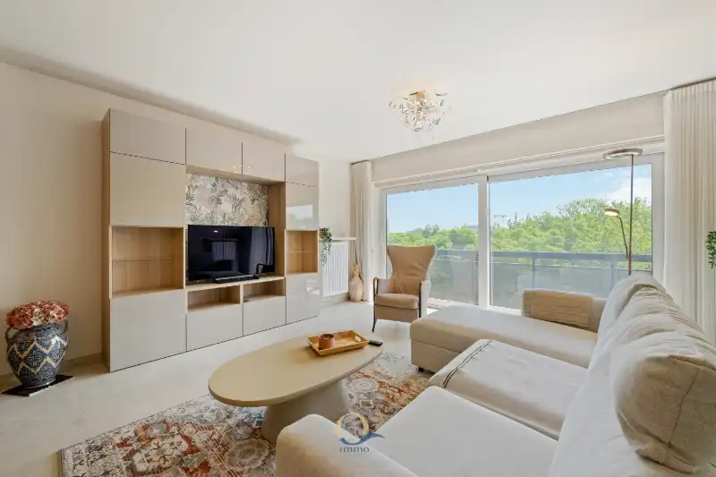 Res. Parkhouse - luxueus en royaal 1 slpk app. met prachtig groenzicht over het Leopold Park foto {{pictureIndex}}