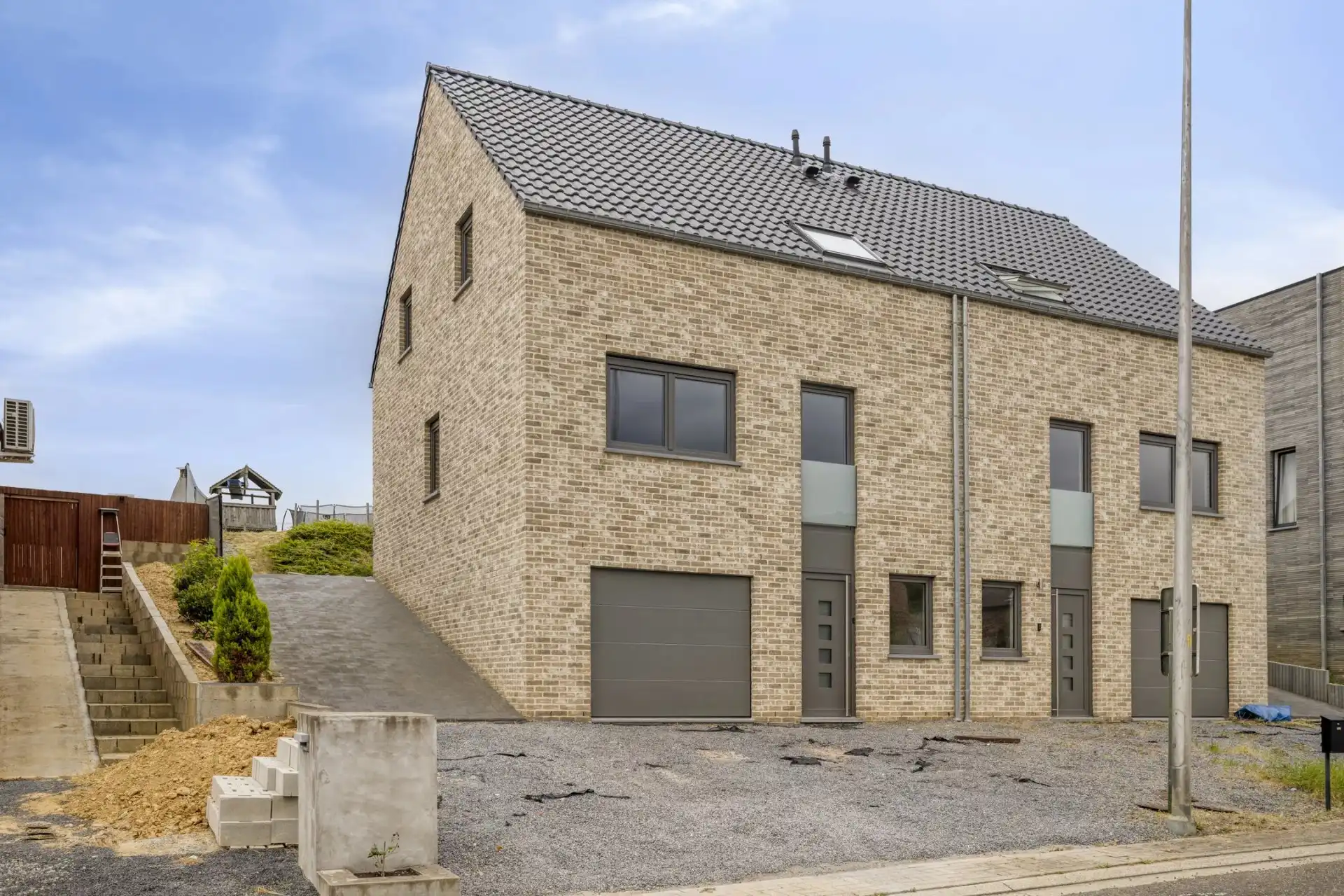 ENERGIEZUINIGE RECENTE WONING MET 4 SLAAPKAMERS MET GARAGE IN GINGELOM foto 4