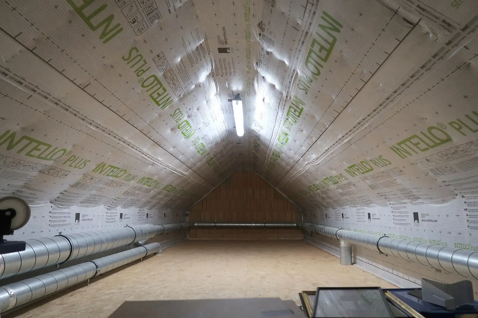 Moderne koppelwoning met 4 slaapkamers en prachtige vergezichten, omringd door groen foto 19